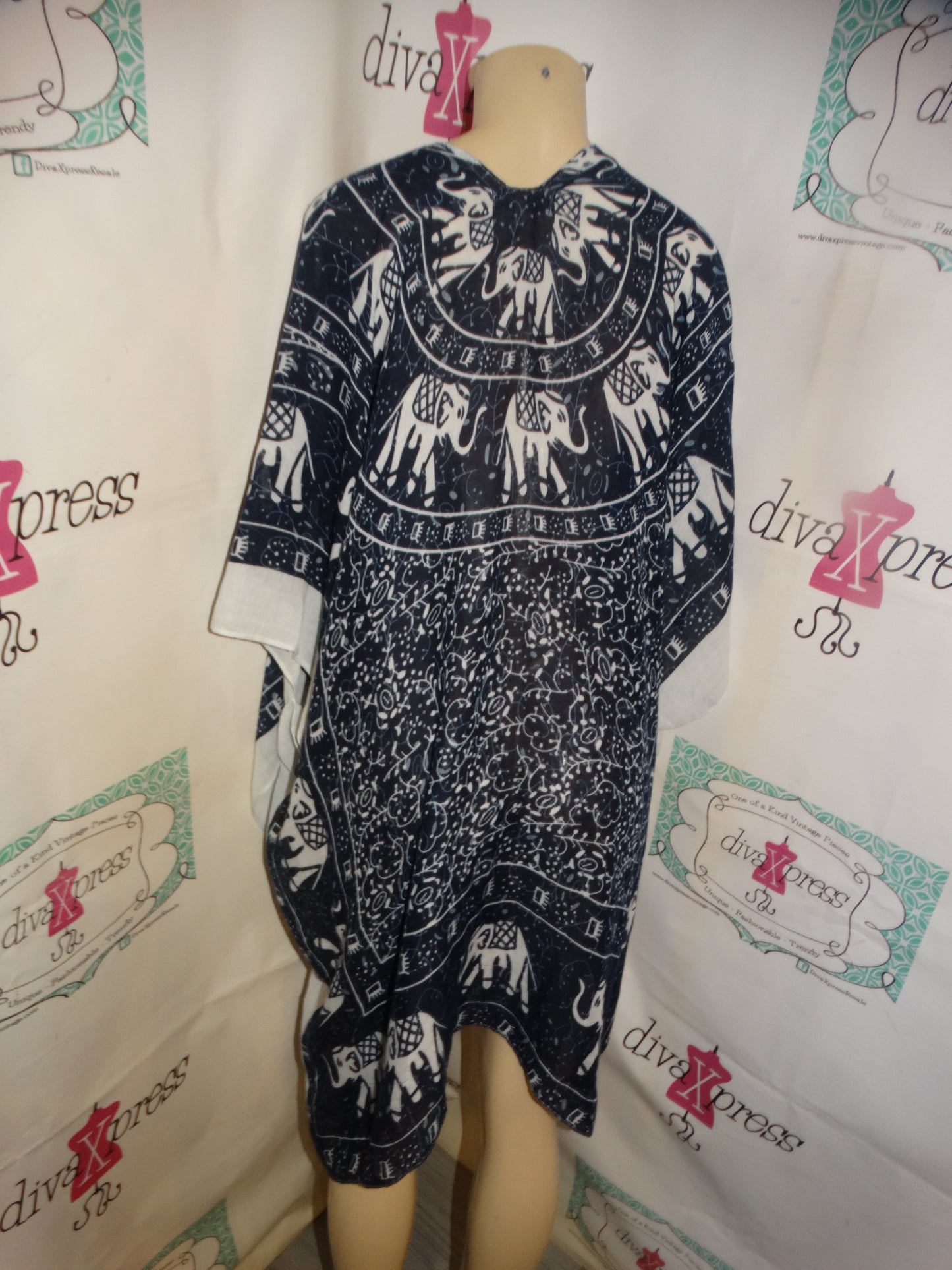 Women Heart Blue Elephant Throw Size XL