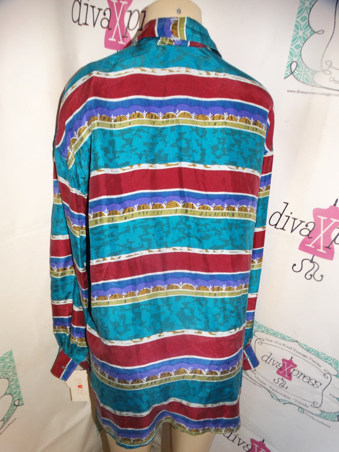 Vitnage Stunt Collections Silk Colorful Size XL