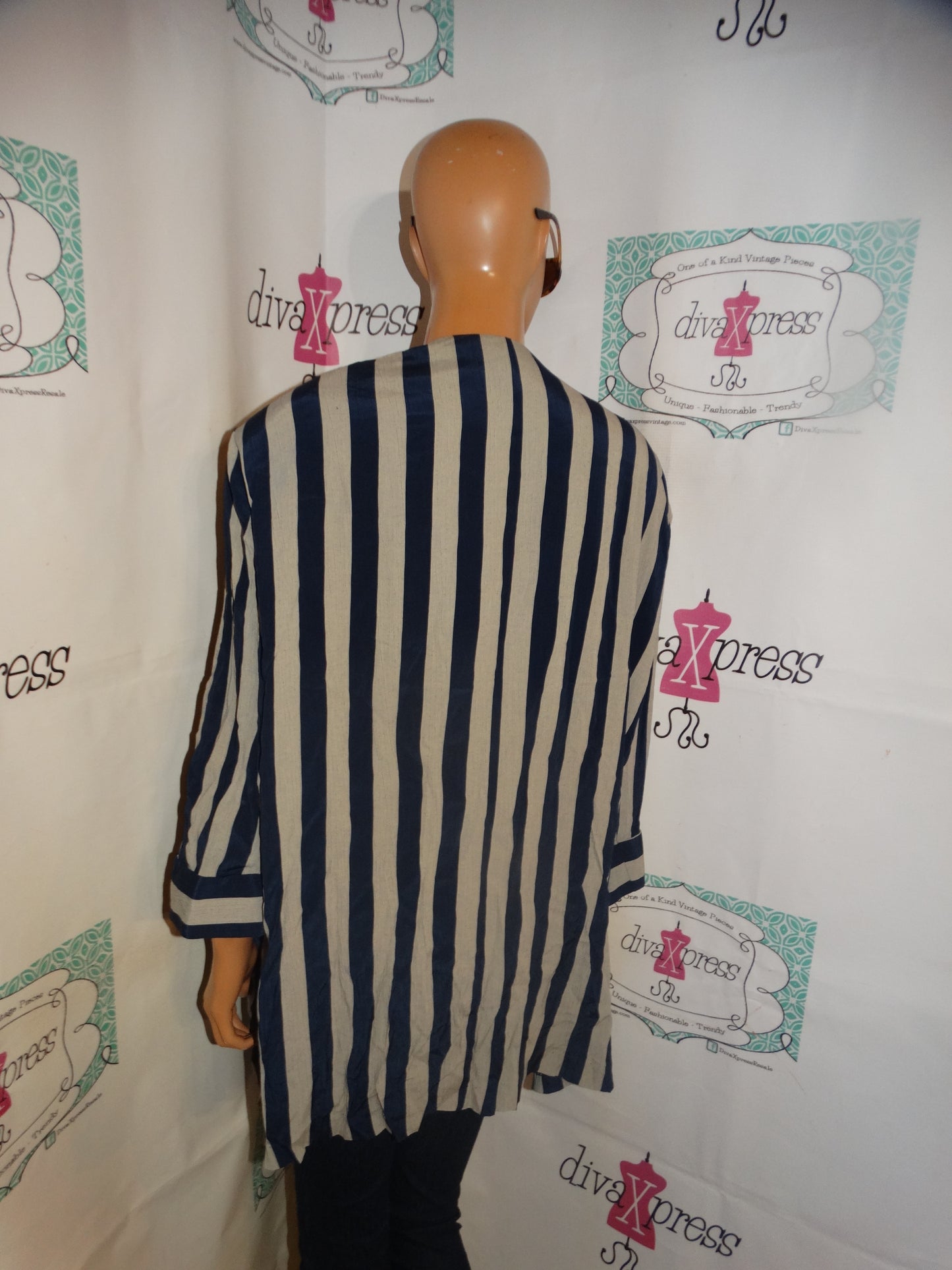 Vintage perceptions Blue/Gray Stripe Blazer Throw Size 2x