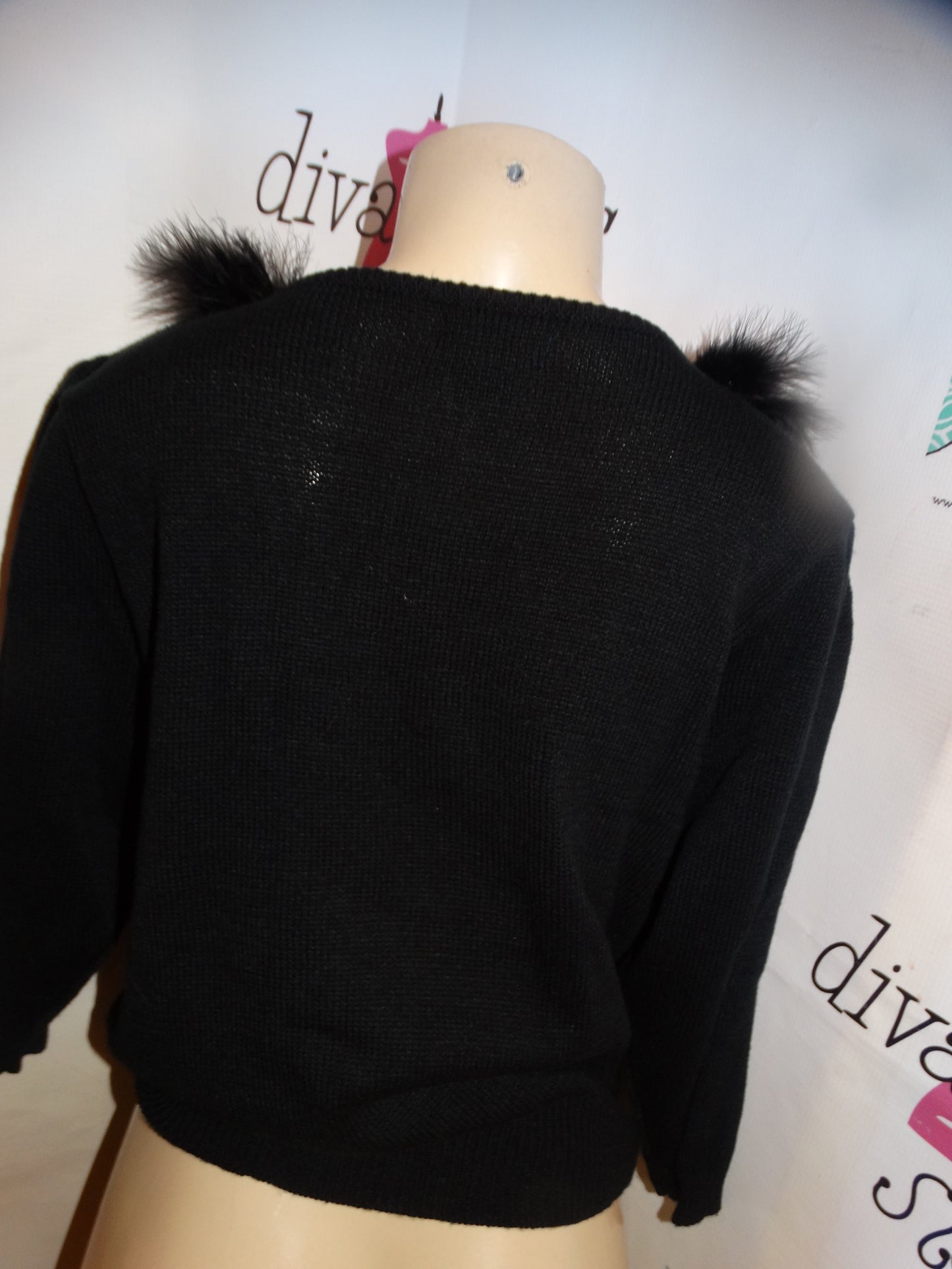 Vintage OHI Black Feather Neckline Sweater Size S