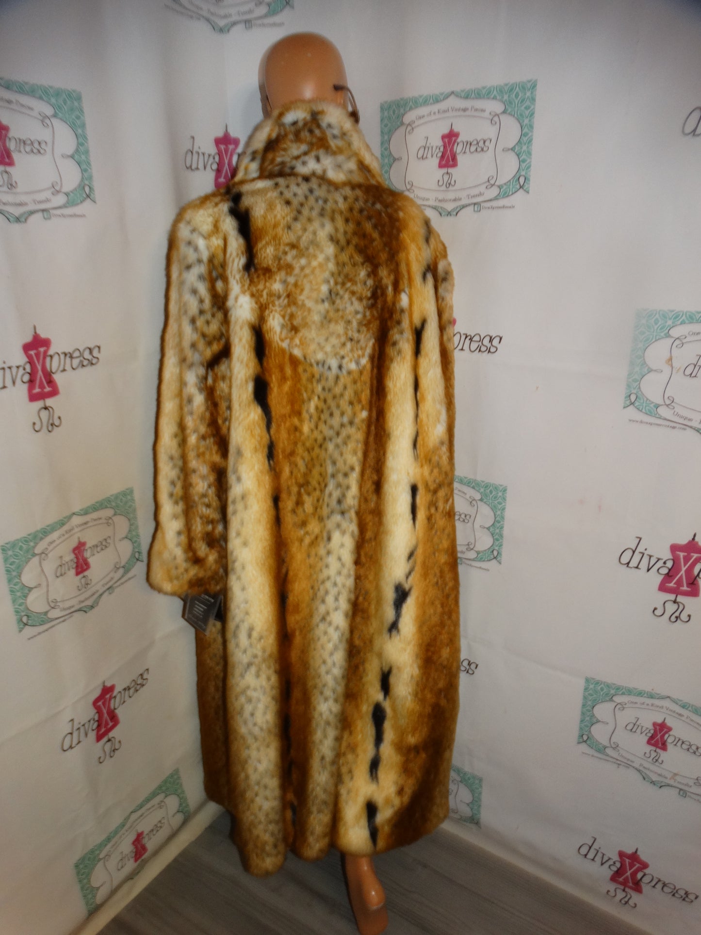 Vintage Pamela McCoy Brown/Black Cream Faux Fur Coat Size 3x