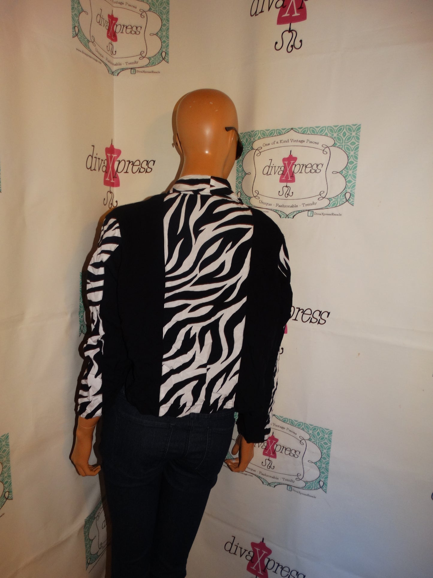 Vintage Kemboli Black/White Zebra Print Throw Size L