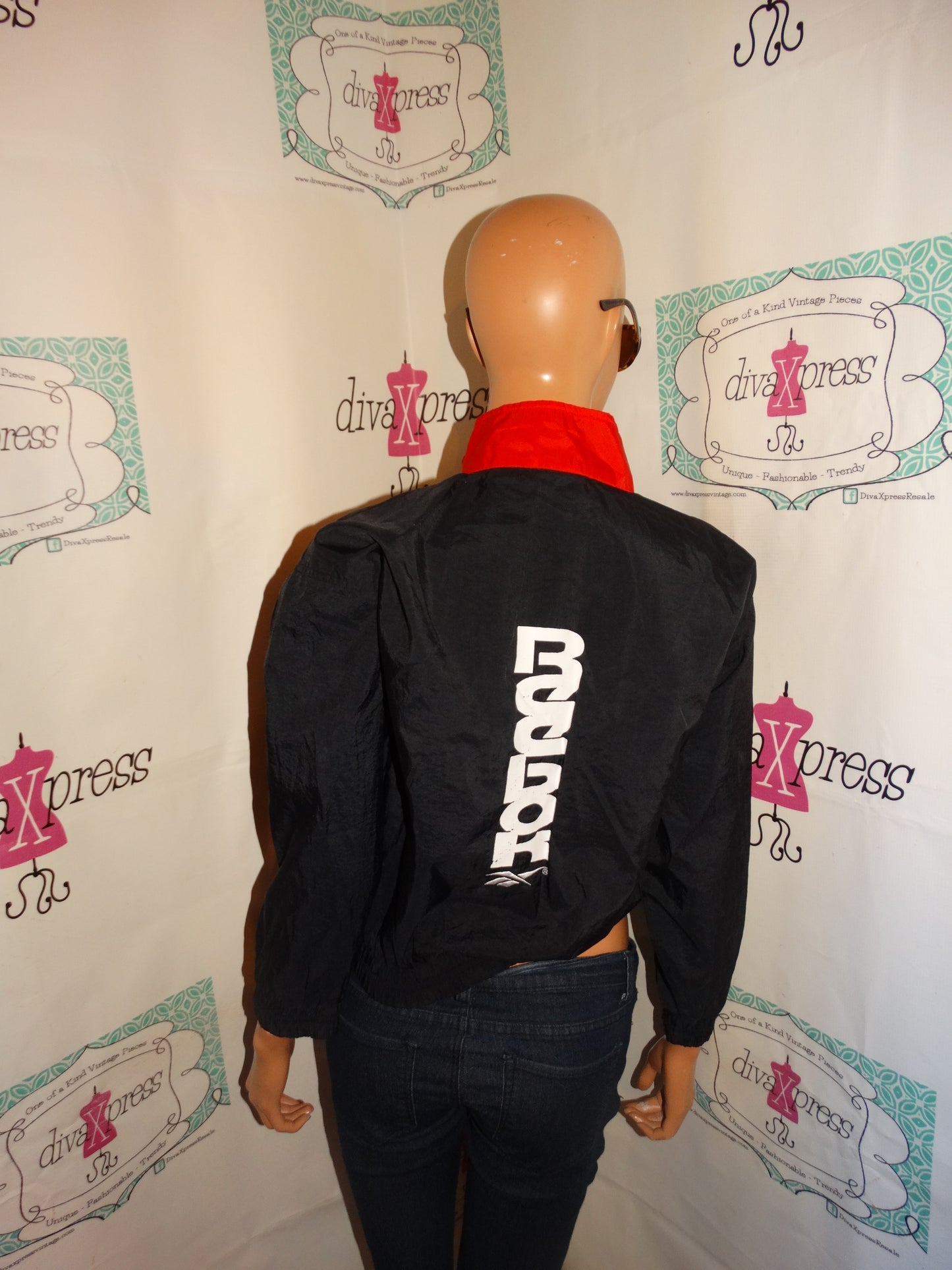 Vintage Reebok Black/REd Jacket Size Kids M