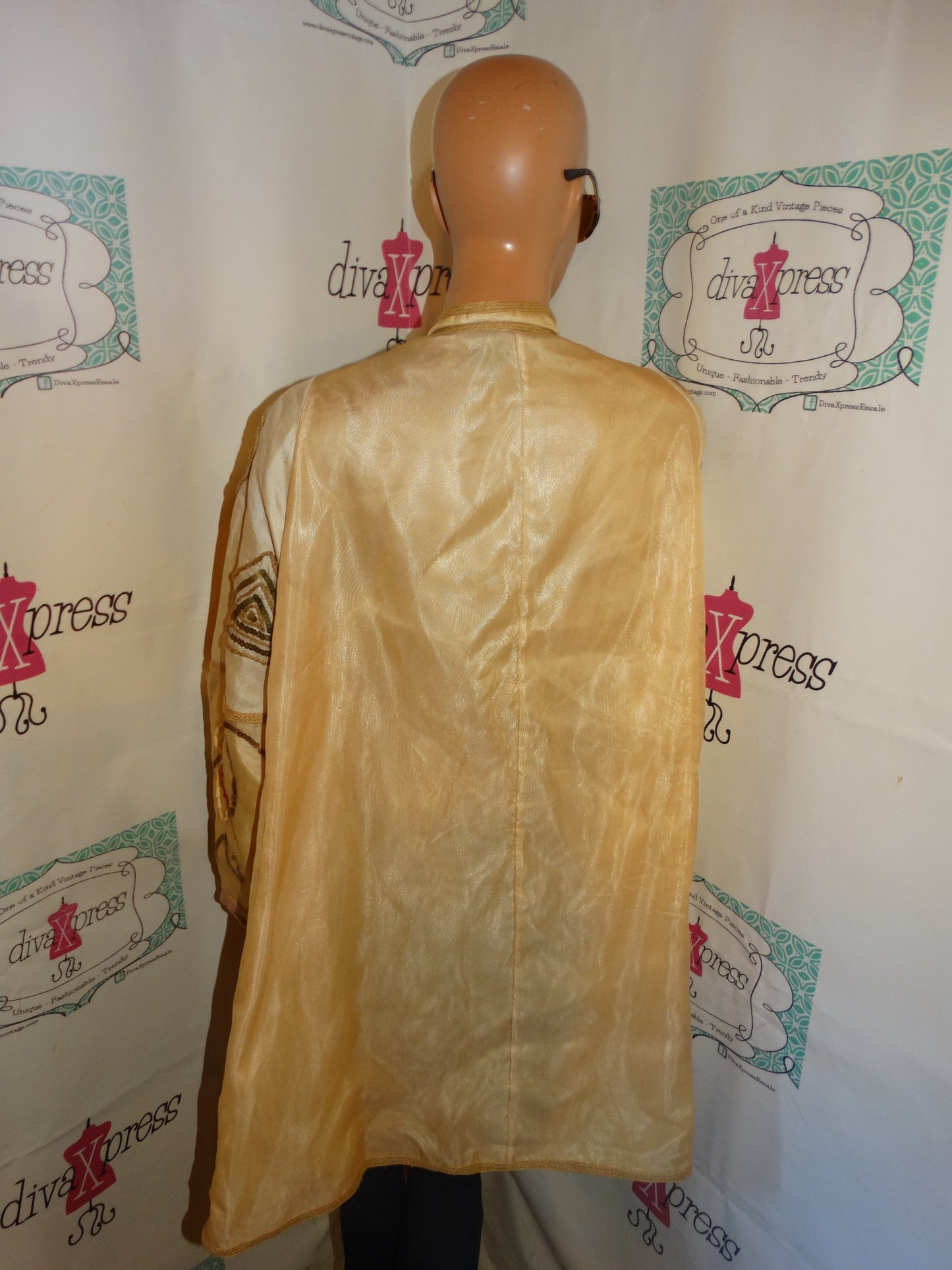 Vintage Jewel Queen Tan/Gold Sequins Throw Size 1x