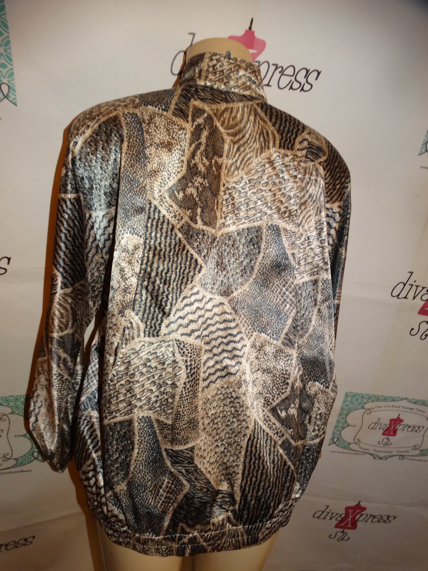 Vintage Neils Cream SNakeSkin Print Jacket Size L