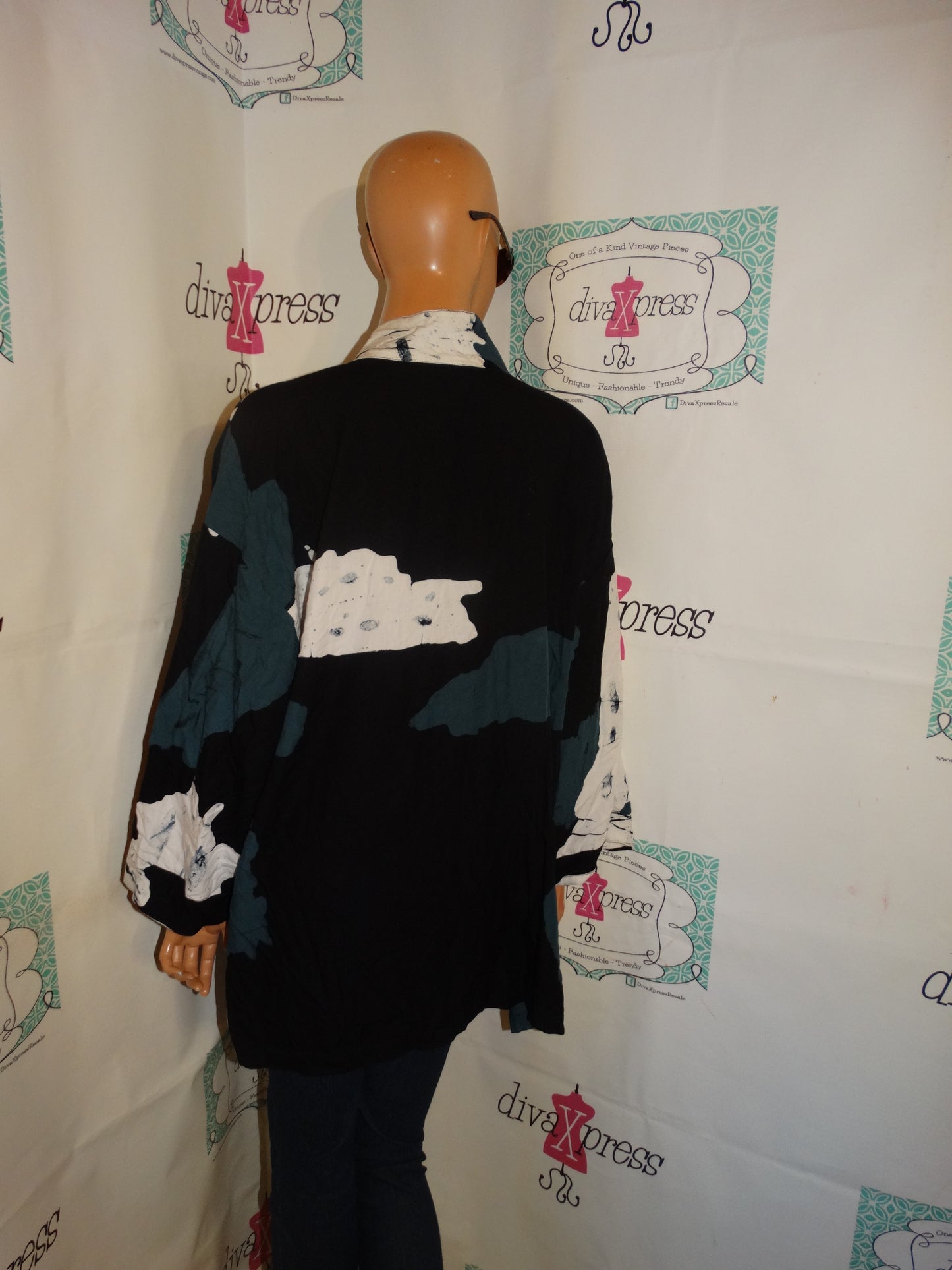 Vintage Long Black/Green White Blouse NWT Size 2x
