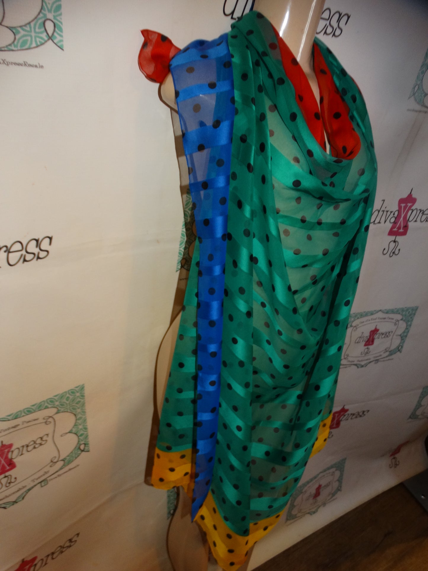 Vintage Green/Red/Mustard Yellow/Royal Blue Scarf Size L