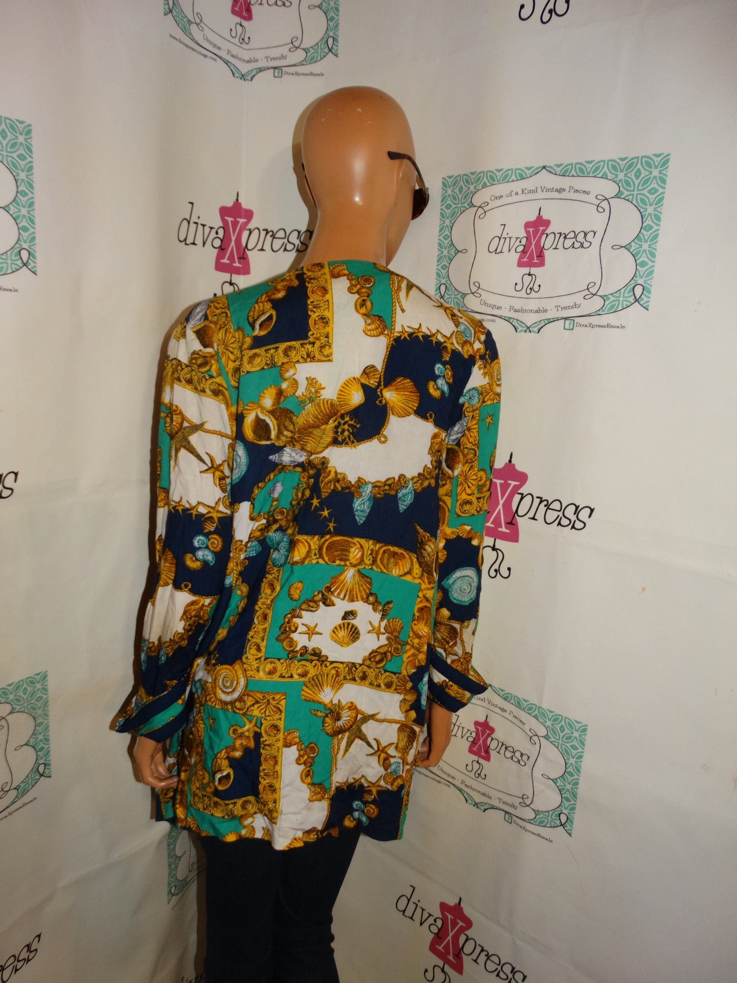 Vintage Lady Carol Blue/White Shell Chain Throw Size S