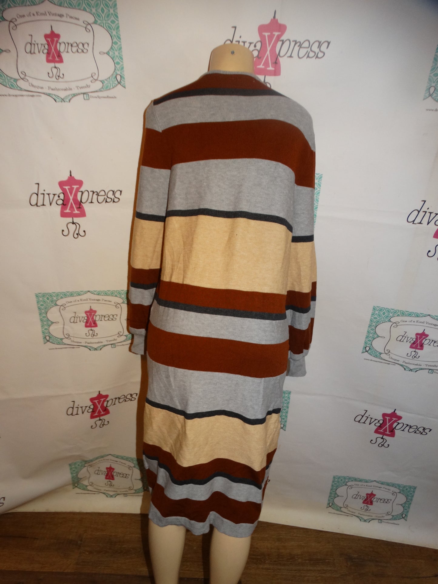 Cara Sanda Gray/Blue Brown Long Throw Size L