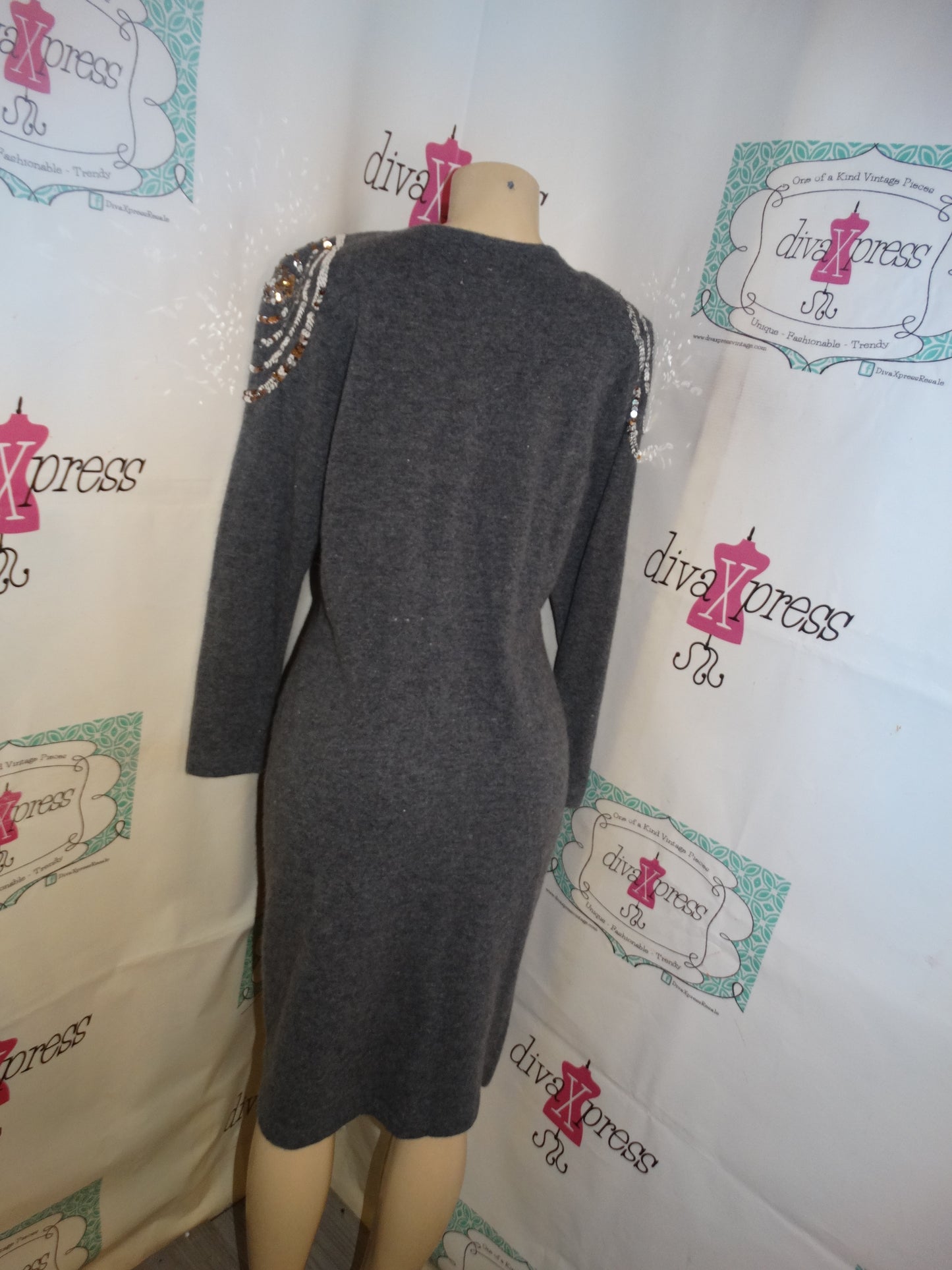 Vintage Outlander Gray Siliver Sequins Sweater Dress size L