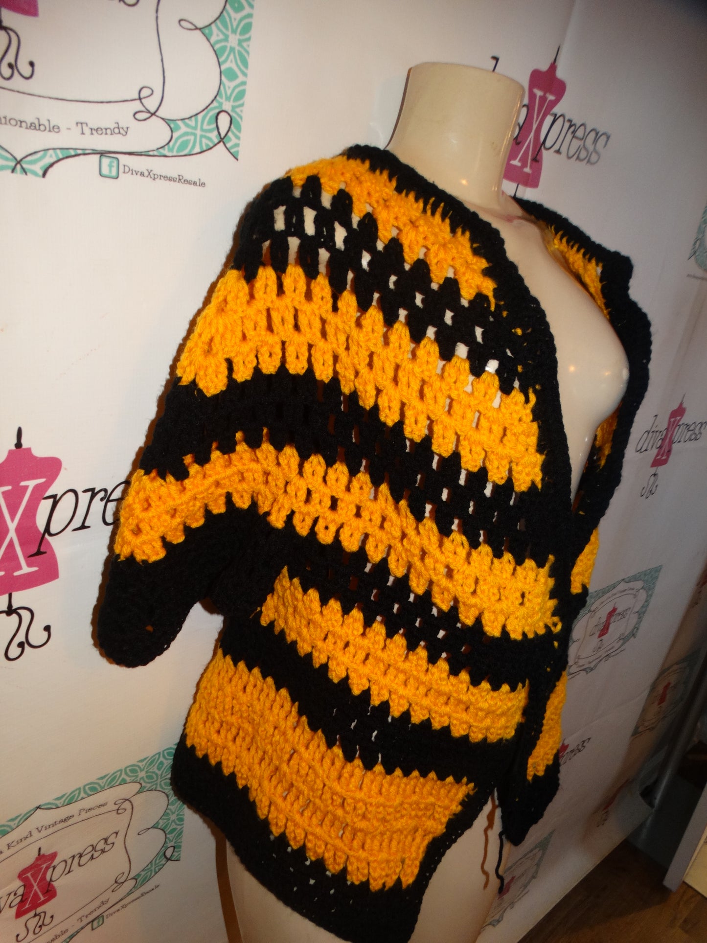 Vintage Yellow/Black Crochet Top Size XL
