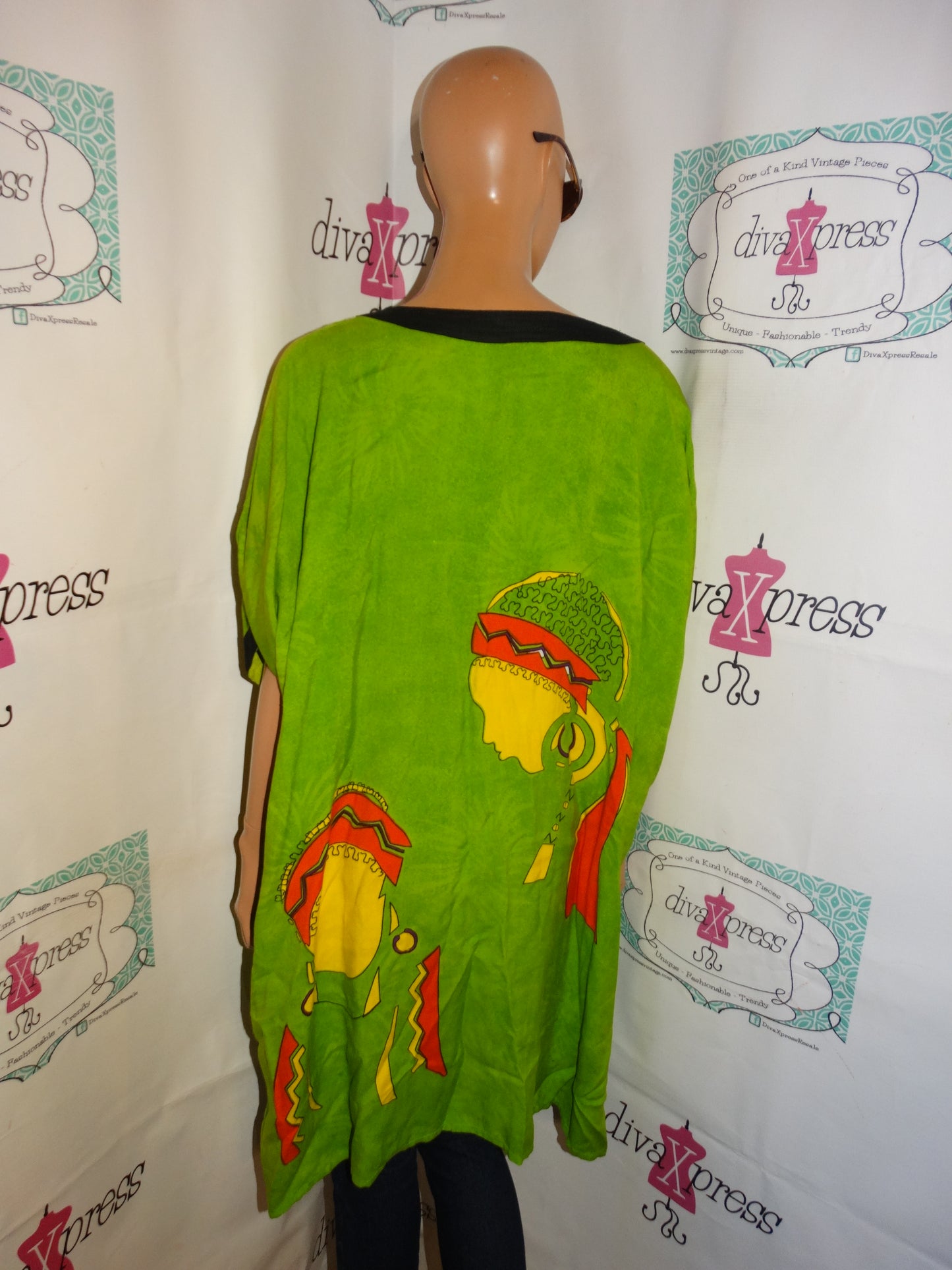 Vintage The African Scene Green Face Top Size 2x