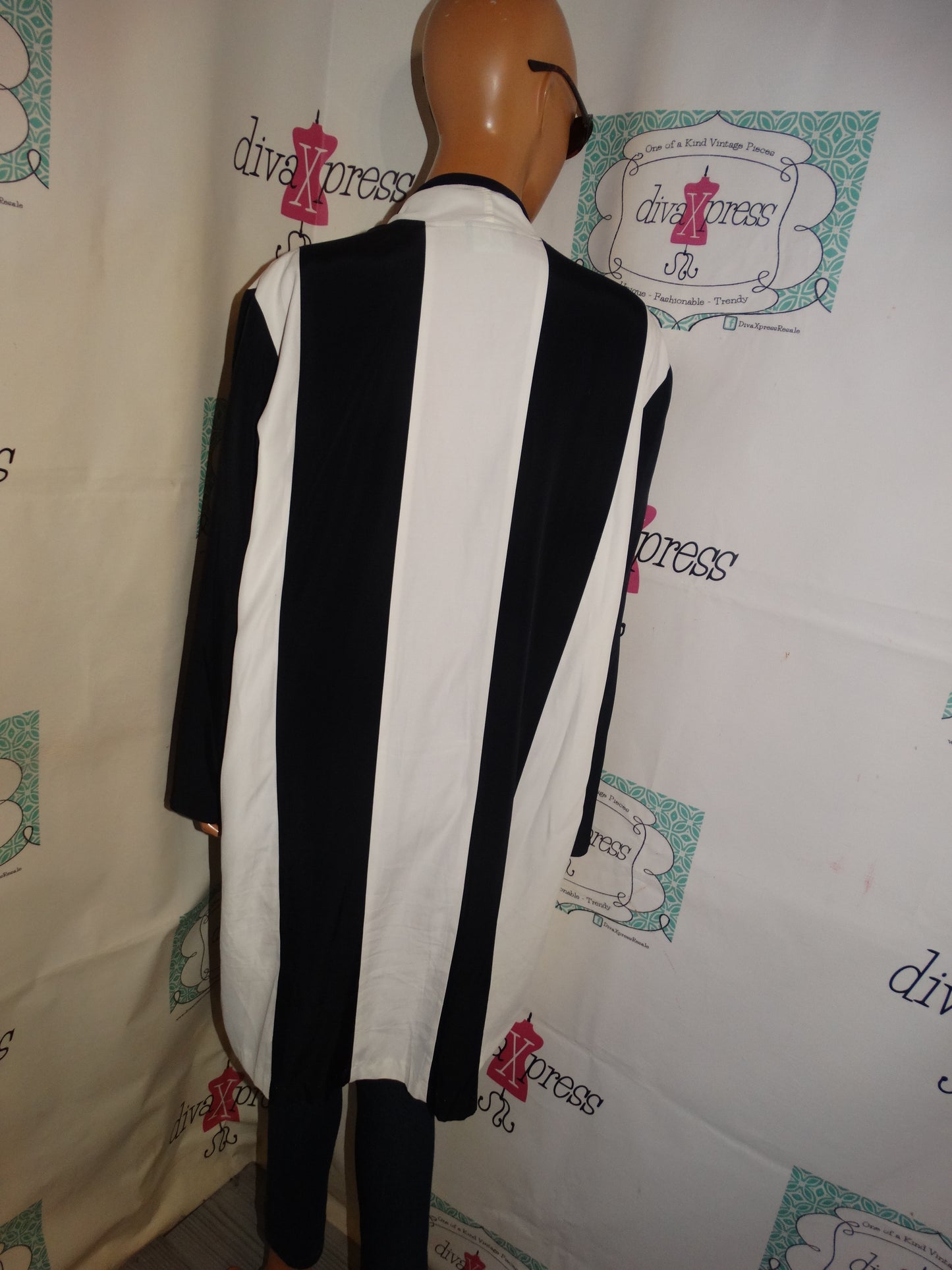 Vintage Wild Rose Black/White Stripe Throw Size 2x