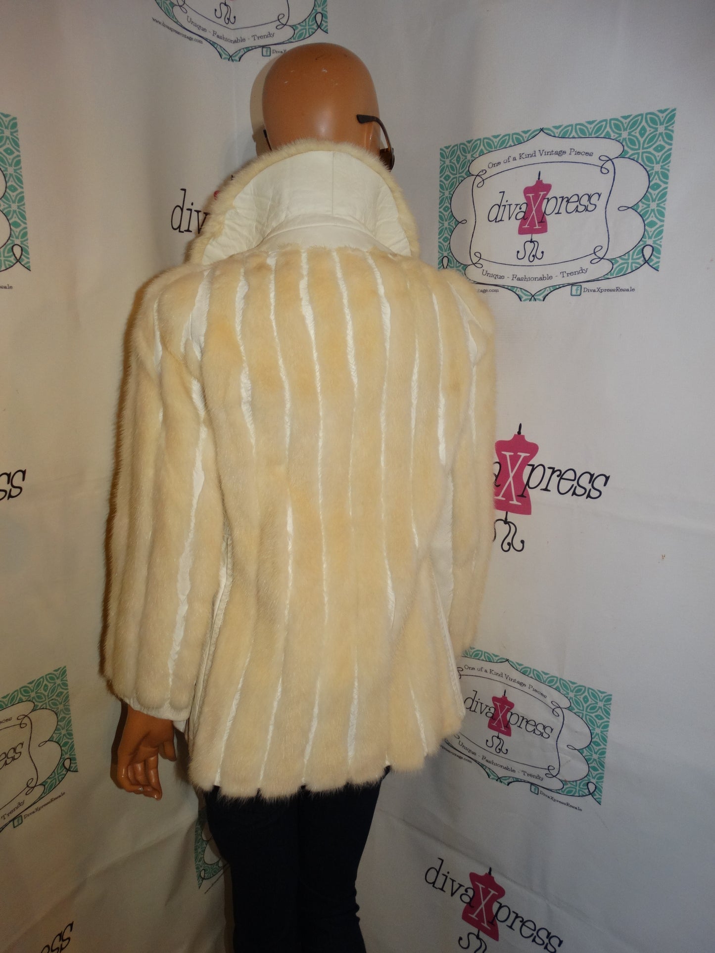 Vintage The Bon Marche Authentic Cream Mink/Lather Coat Size S