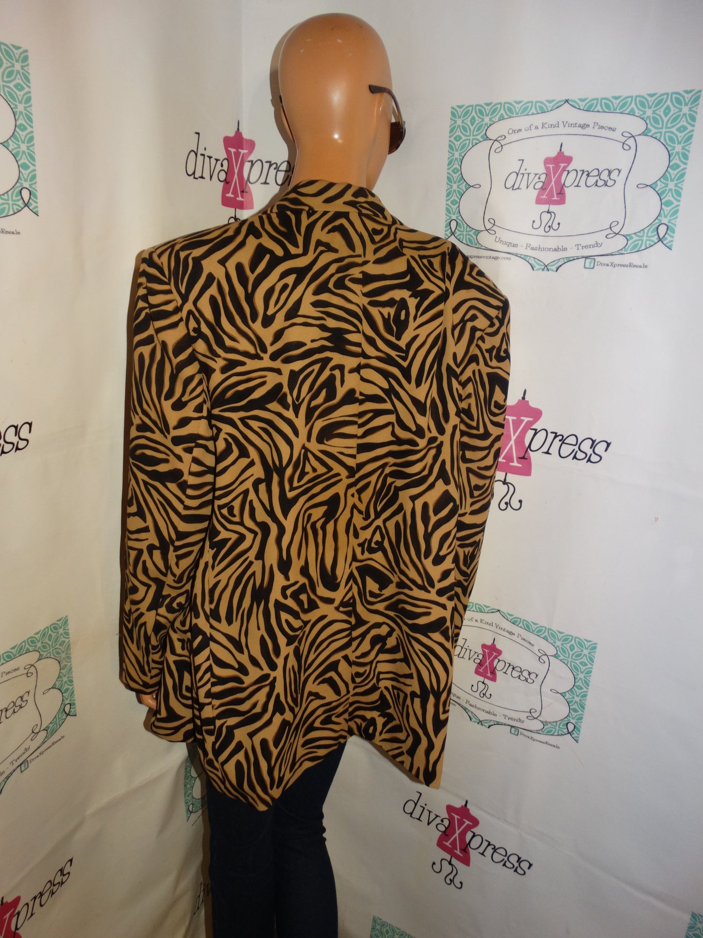 Vintage Joan Leslie Brown/Tan Animal Print Blazer Size 1x