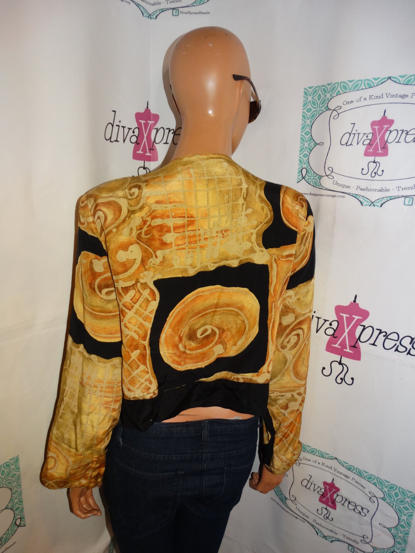 Vintage Platinum Brown/Black Gold Detail Top Size M