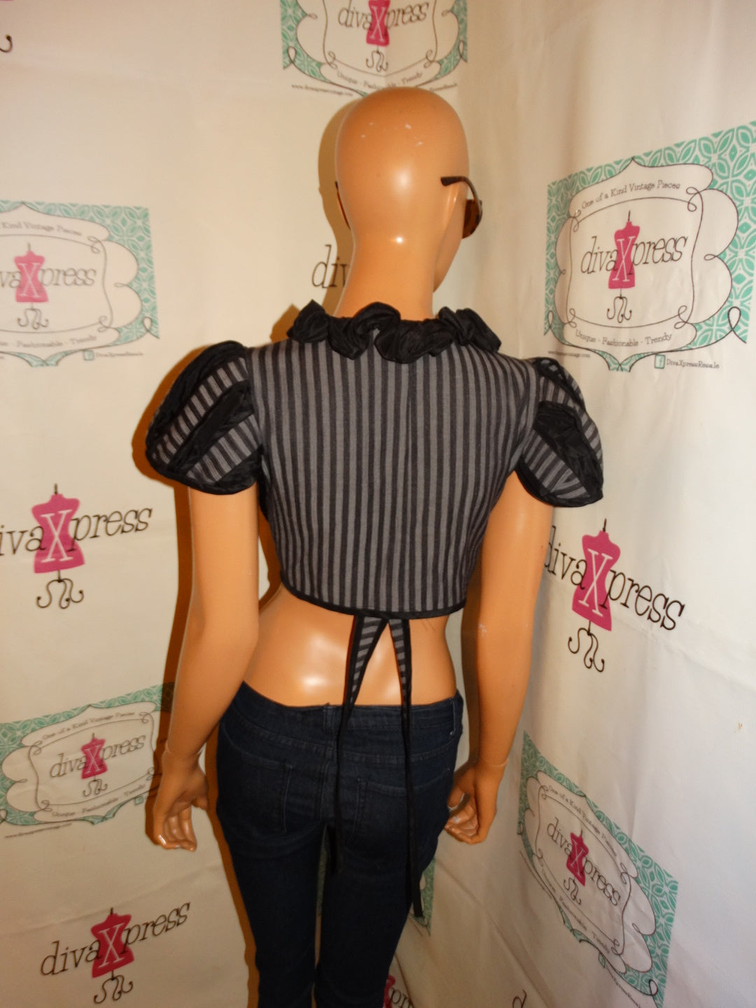 Vintage Moneca Gray/Black Stripe Top Size S