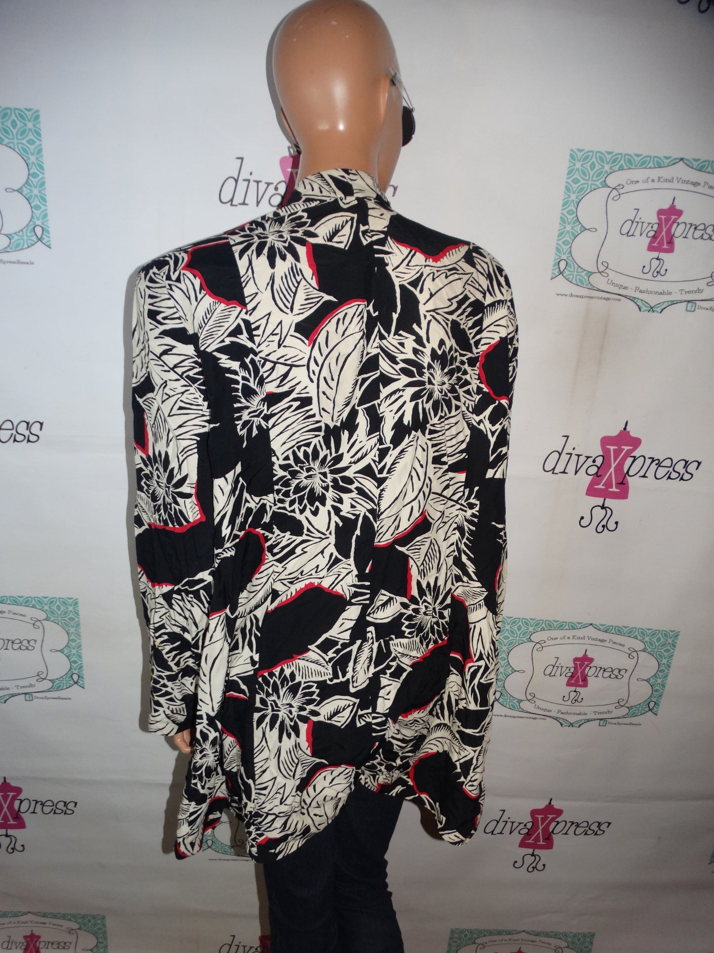 Vintage MAren Woman Black/White Blazer Throw Size 2x