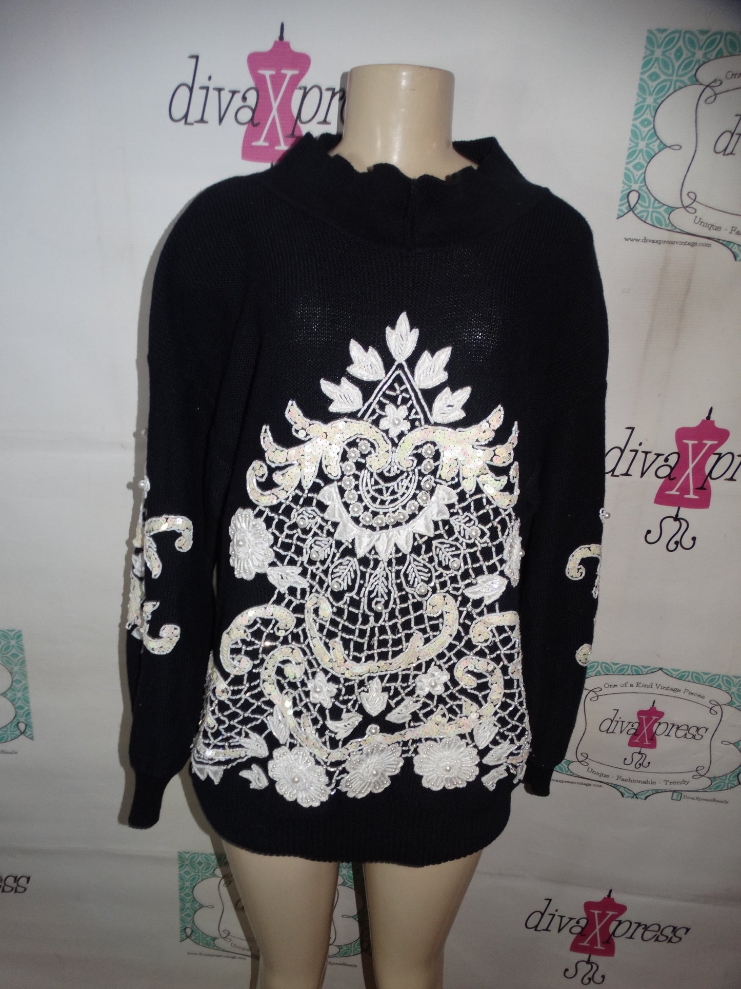 Vintage Le Club Black and White Beaded Sweater Size 1x
