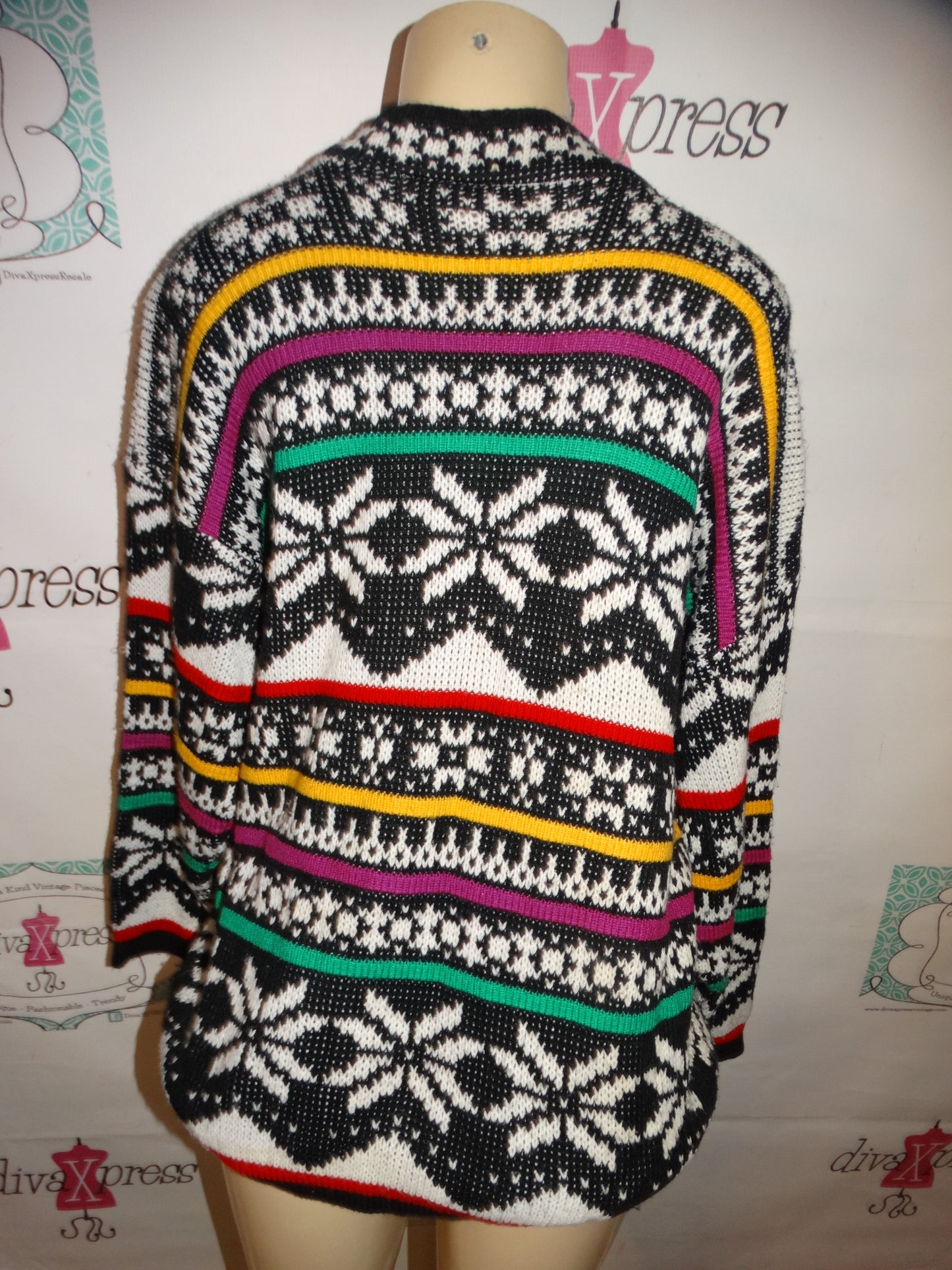 Vintage Reference Point Black and White Sweater Size XL