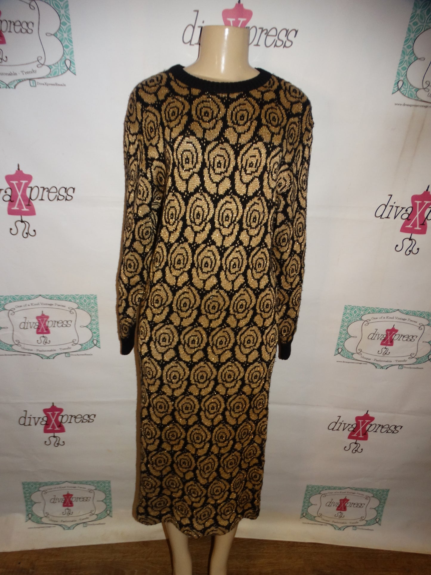 Vintage Gold and Black Sweater Size L- XL