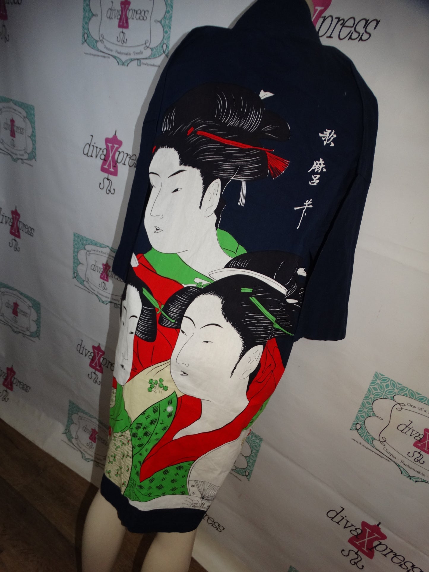 Vintage Blue Chinese Craftan/Throw Size L