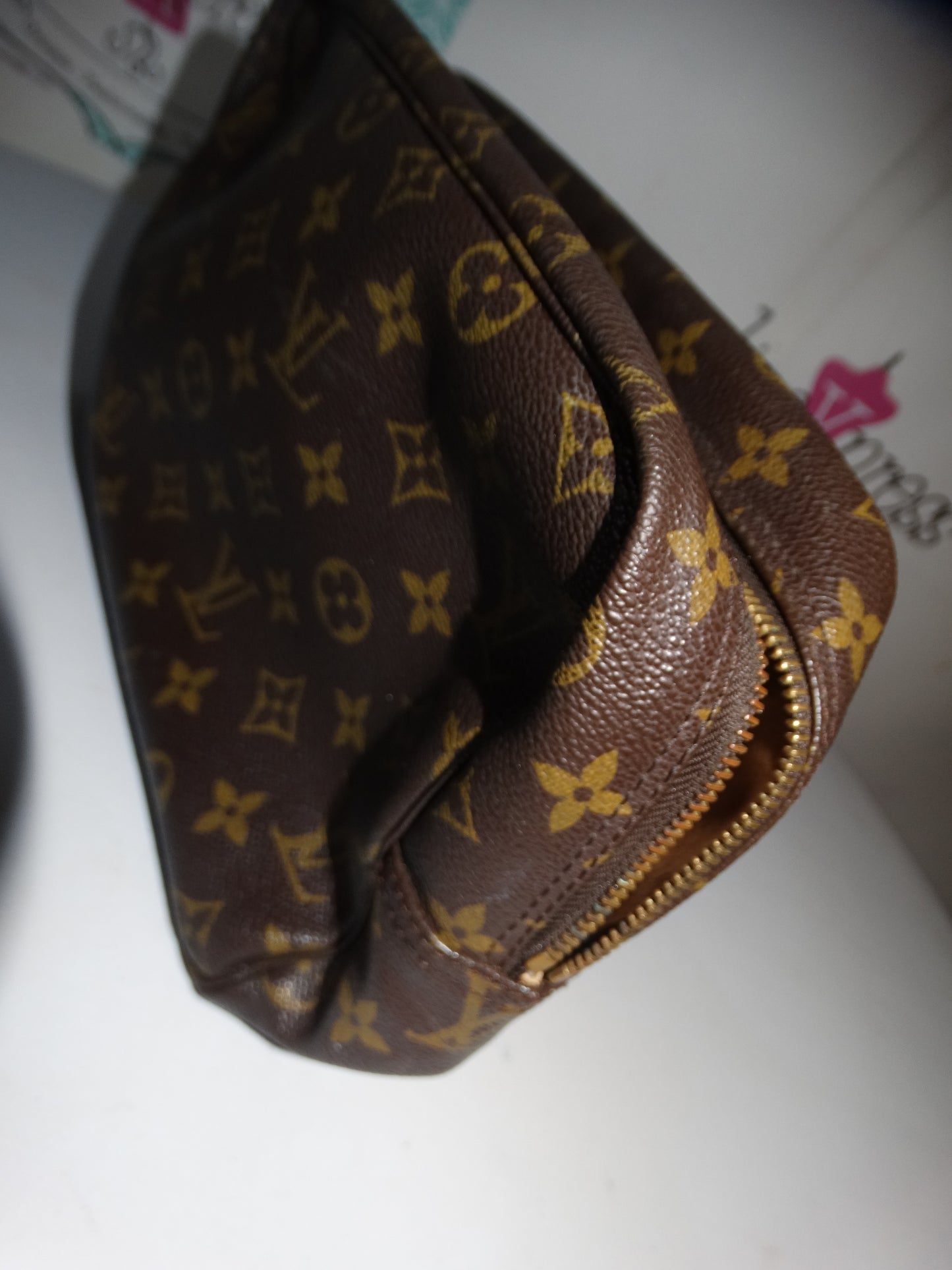 Vintage Authentic Louis Vuitton Trousse de Toilette 28/Clutch