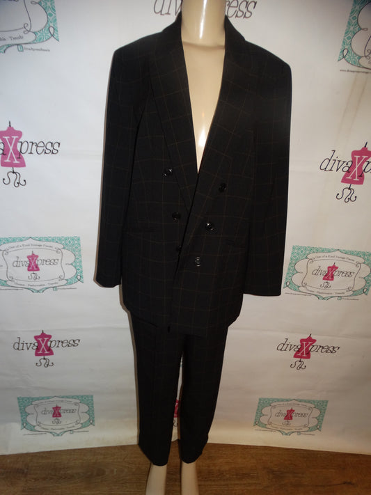 Barr Black.Tan Pants Suit Size XL