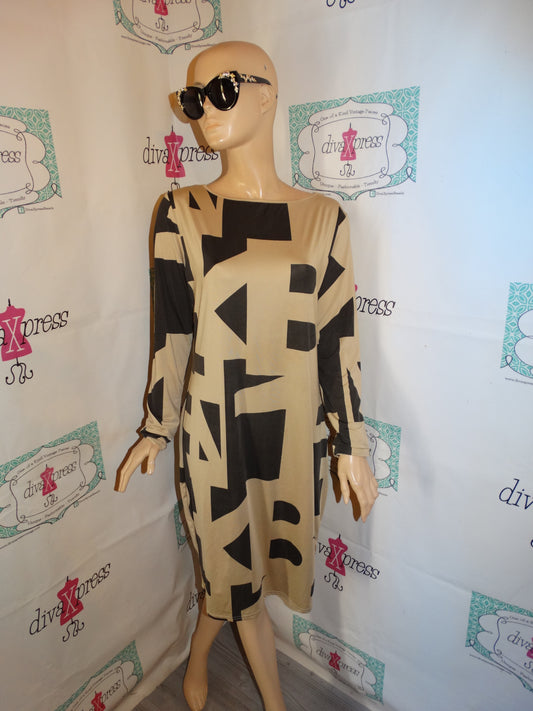 Vintage Tan/Black Letter Dress Size 1x