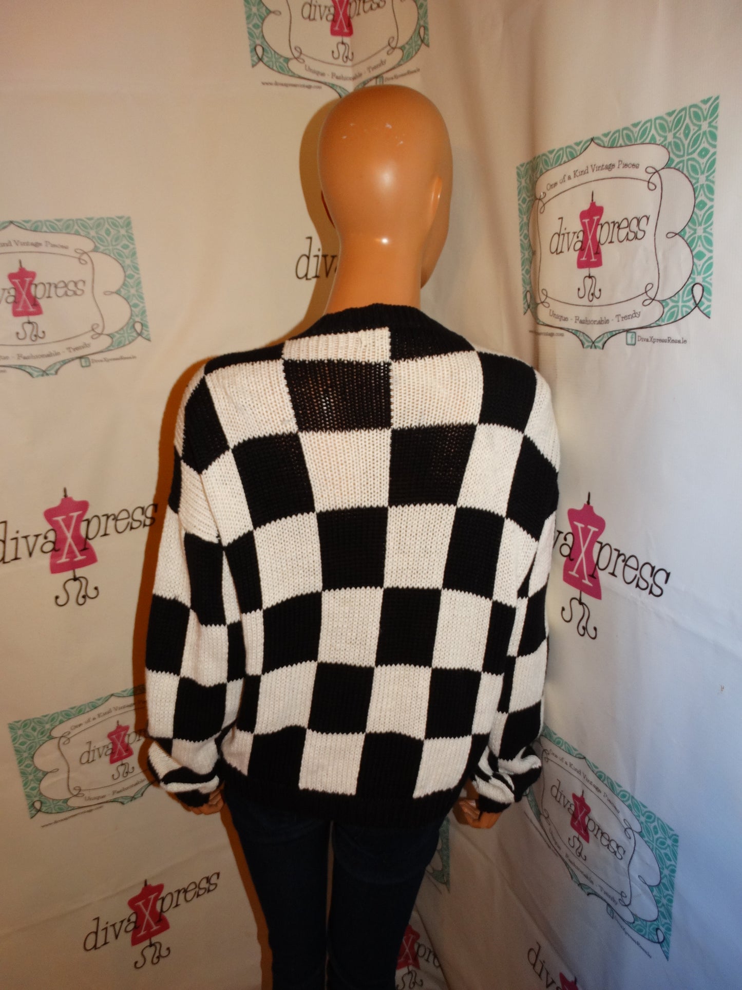 Vintage Stuido Black/White Sequins Sweater Size 2x