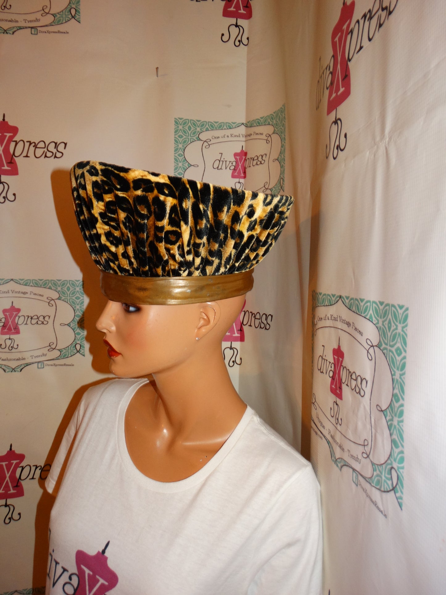 Vintage Leopard Big Top Hat