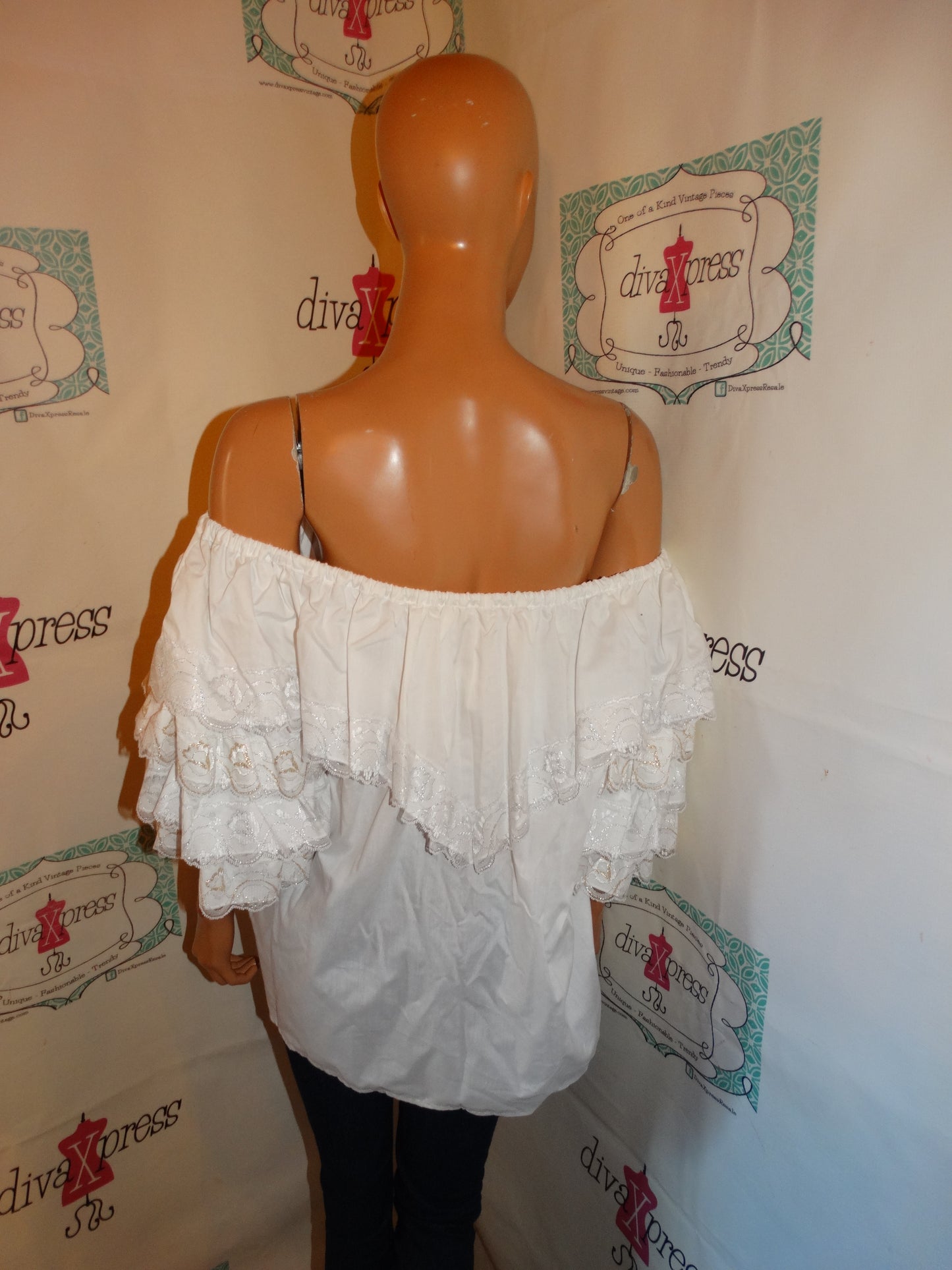 Vintage White Lace Off Shoulder Blouse Size M