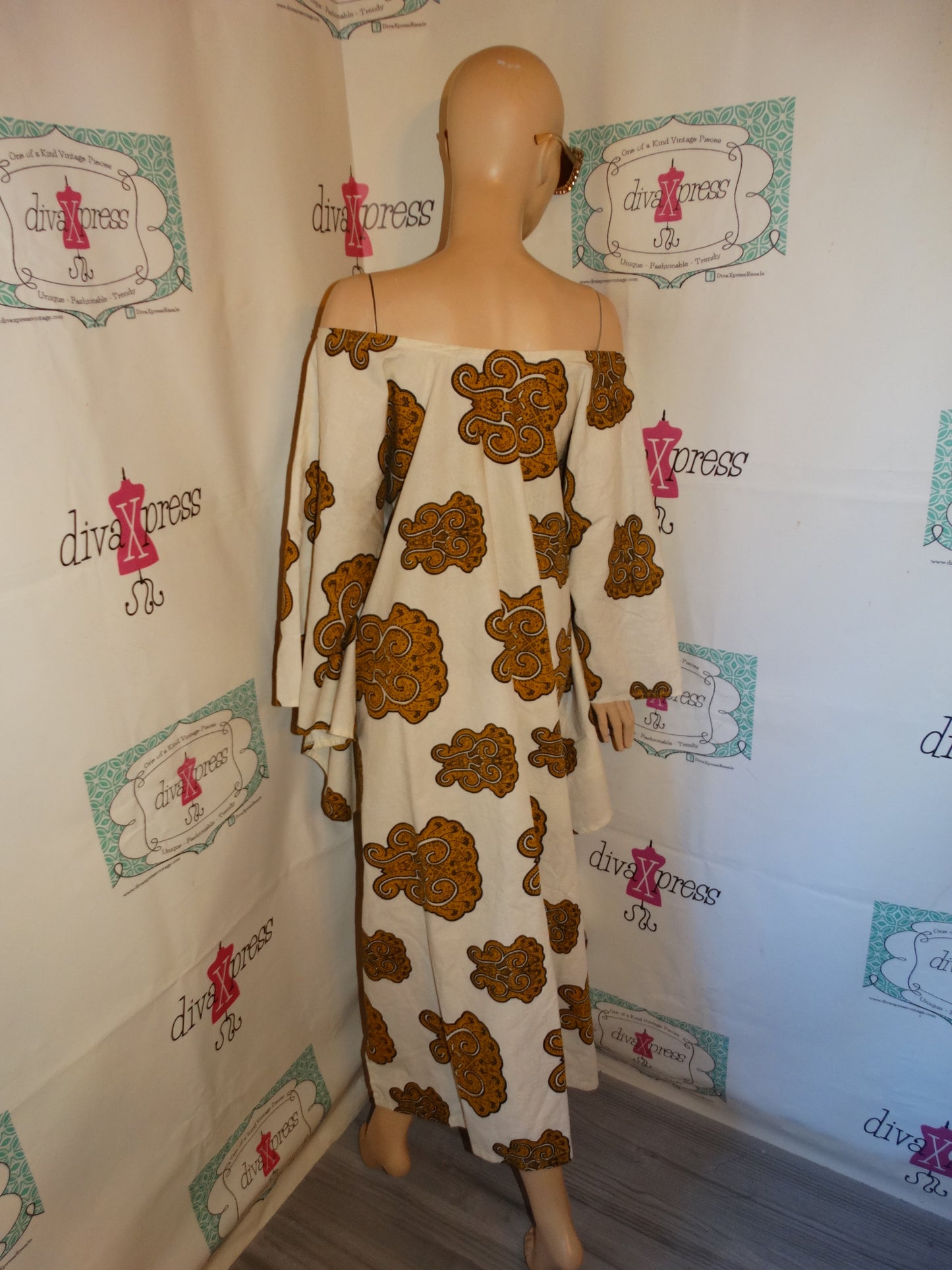Vintage Tan/Gold AFrican Style Drape Dress Size 1x