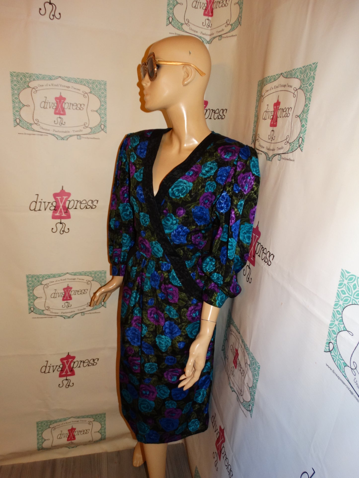 Vintage Leslie Fay Black Floral Dress Size L