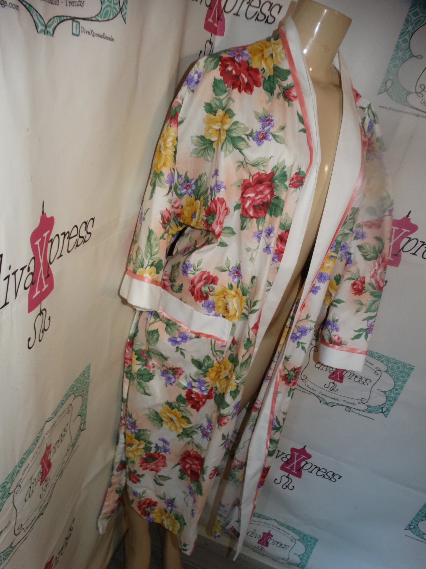 Vintage Say Lu White Floral Duster Size 2x