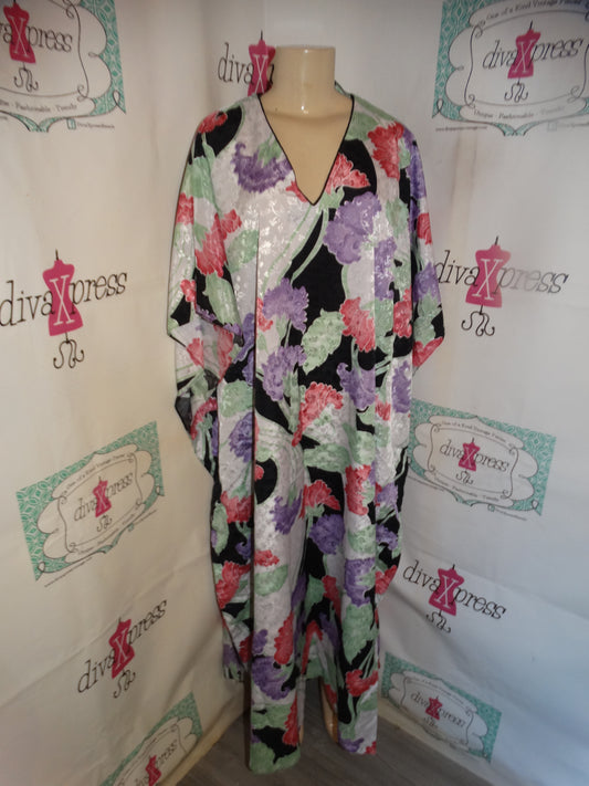 Vintage Winter Craftan Black/White Floral Size 3x