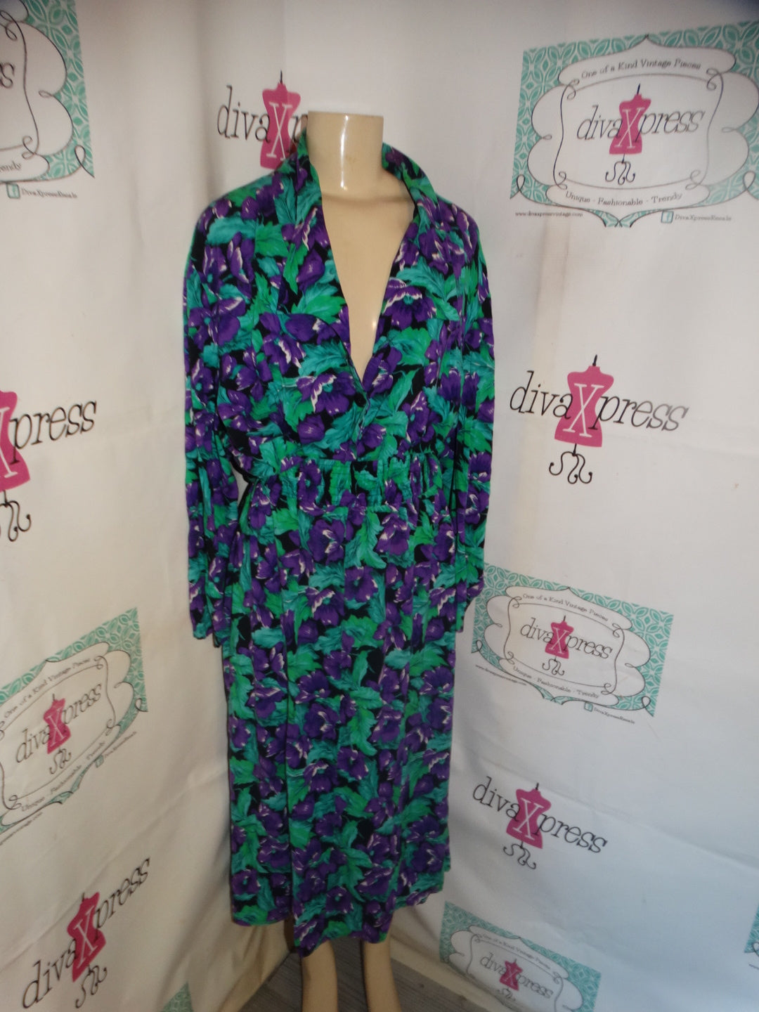 Vintage Jessica Howard Green/Floral  2 Piece Skirt Set Size 3x