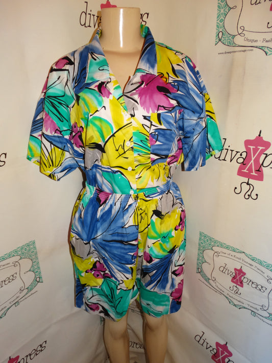 Vintage Personal White Collorful 2 Piece Short Set Size XL