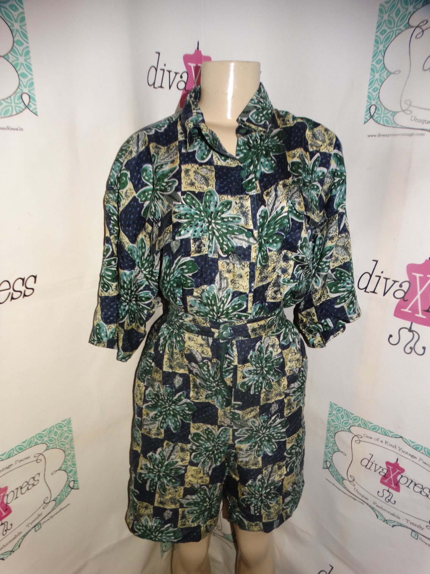 Vintage Rhonda Lynee Green/Blue 2 Piece Floral Short Set Size XL