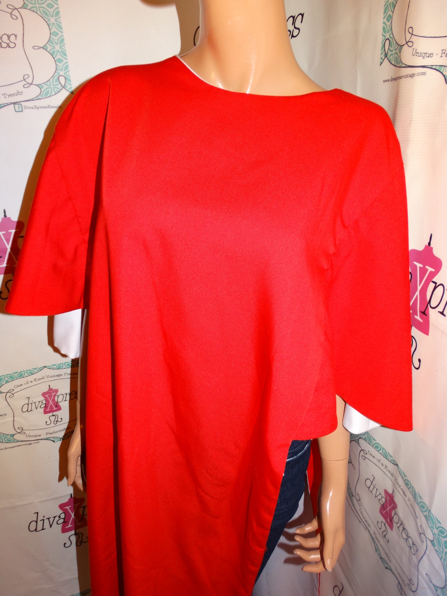 Vintage Red XL Long Ruffle Throw Size S-3x