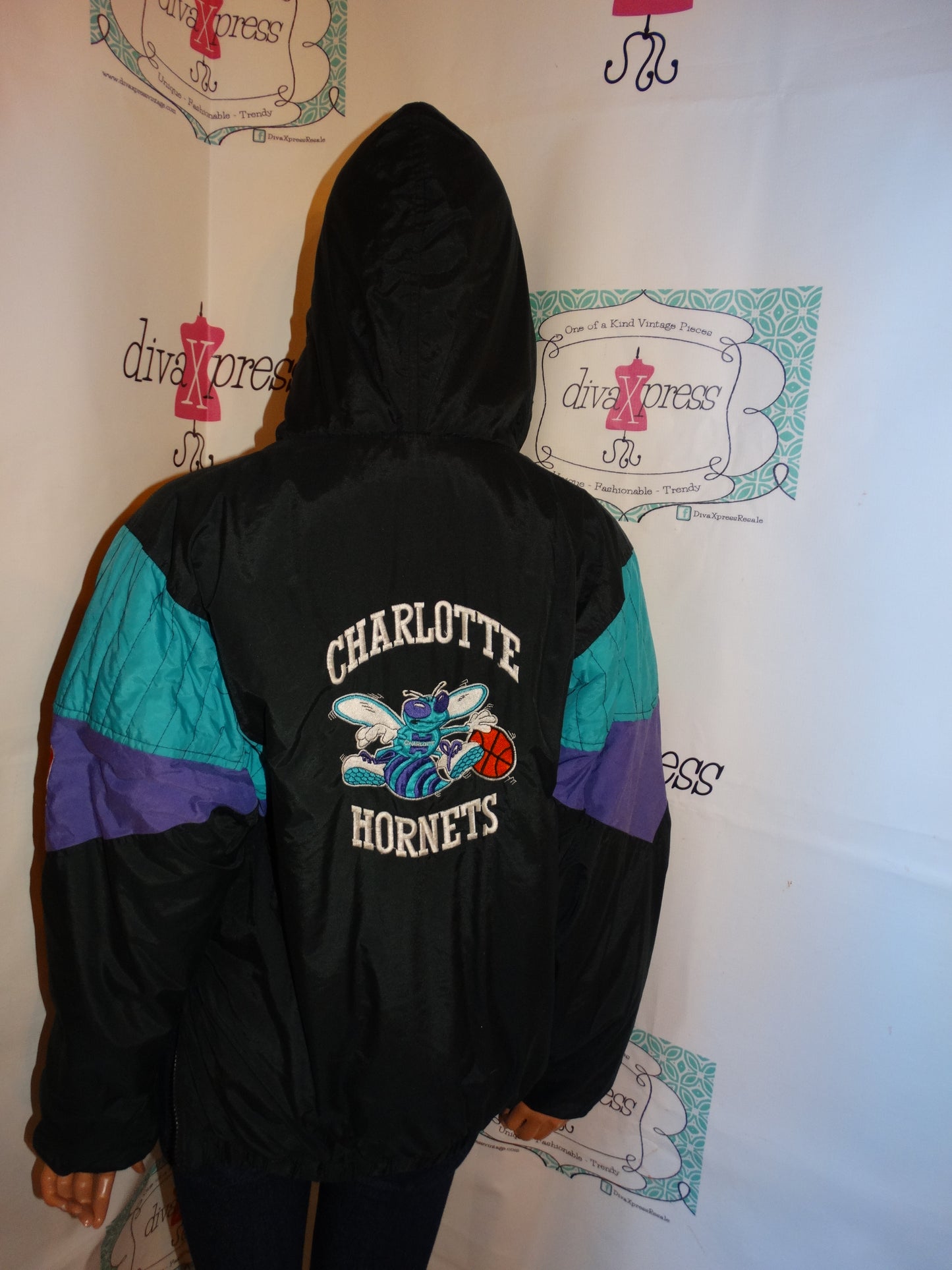 Vintage Starter Charlotte Hornet Jacket Size M