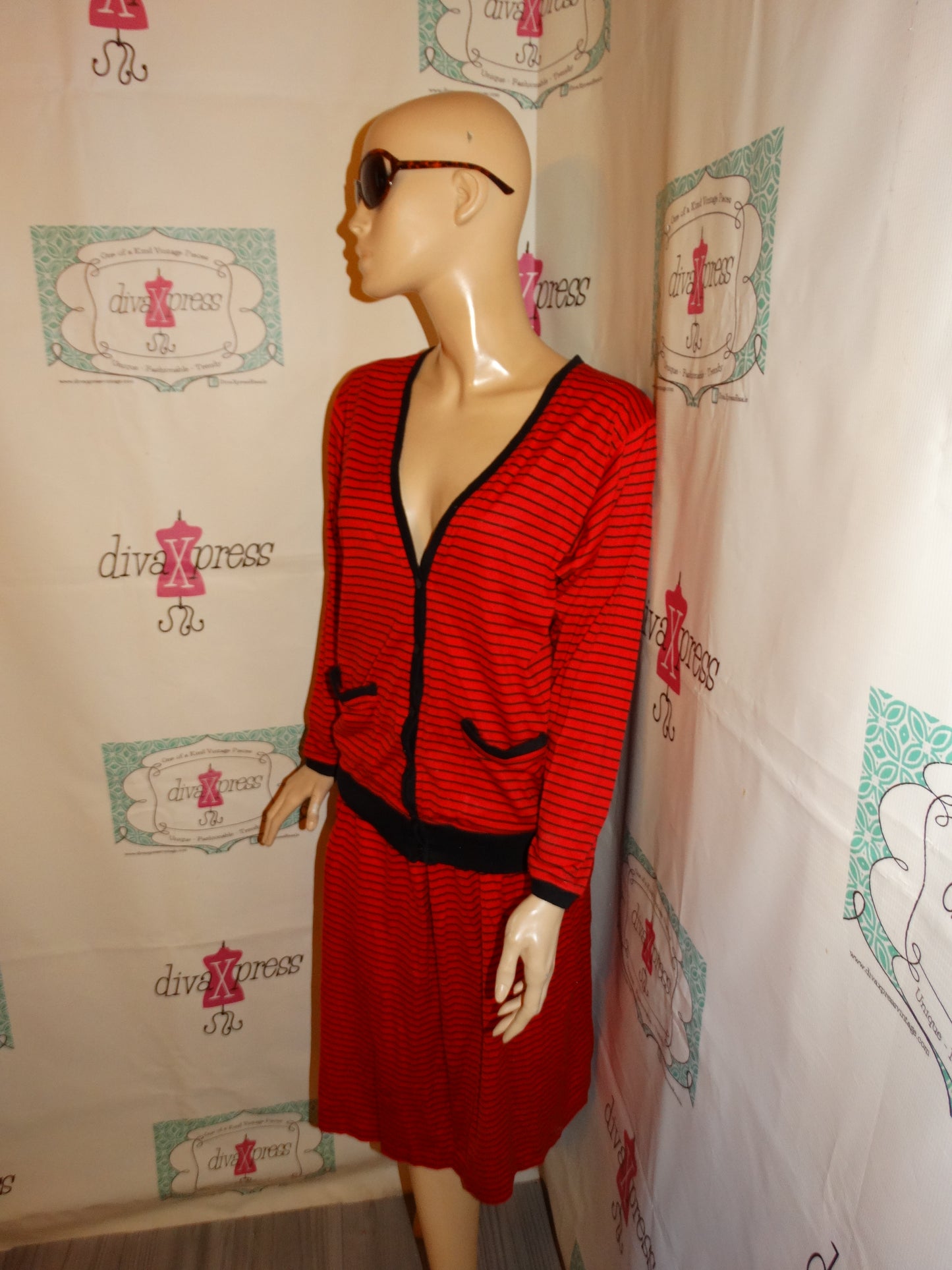 Vintage Liz Claiborne Red/Black 2 Piece Skirt Set Size M