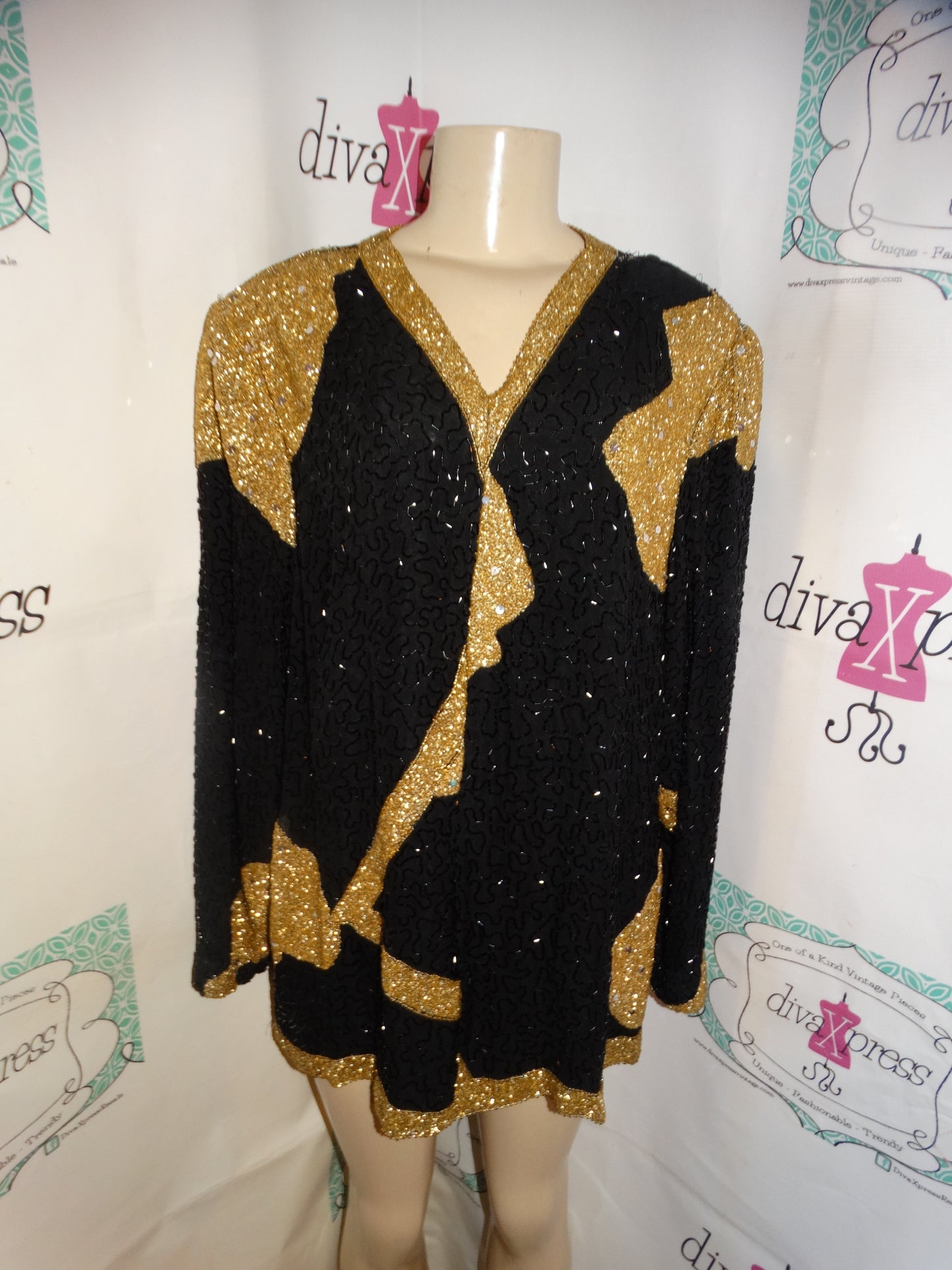 Vintage Judith Ann Plus Black/Gold Sequins Top Size 1x