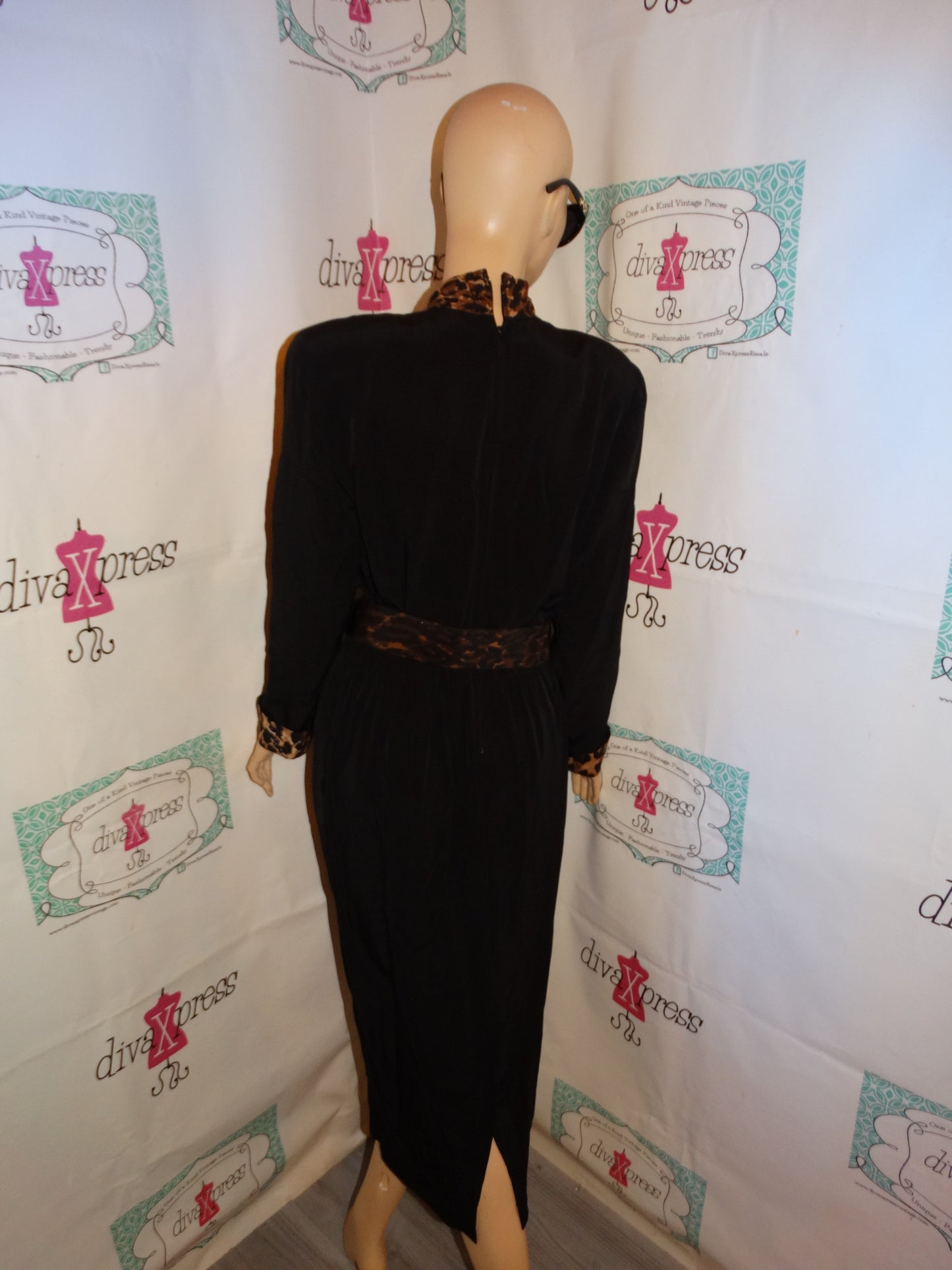 Vintage Kathryn Conver Black Leopard Dress  ( With Removable Belt) Size M
