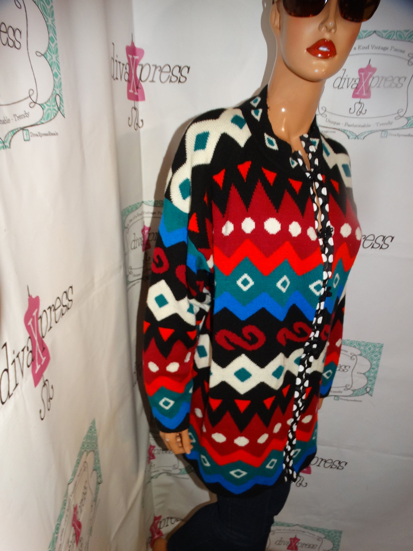 Vitnage Keren Colorful Sweater /Throw Size 2x