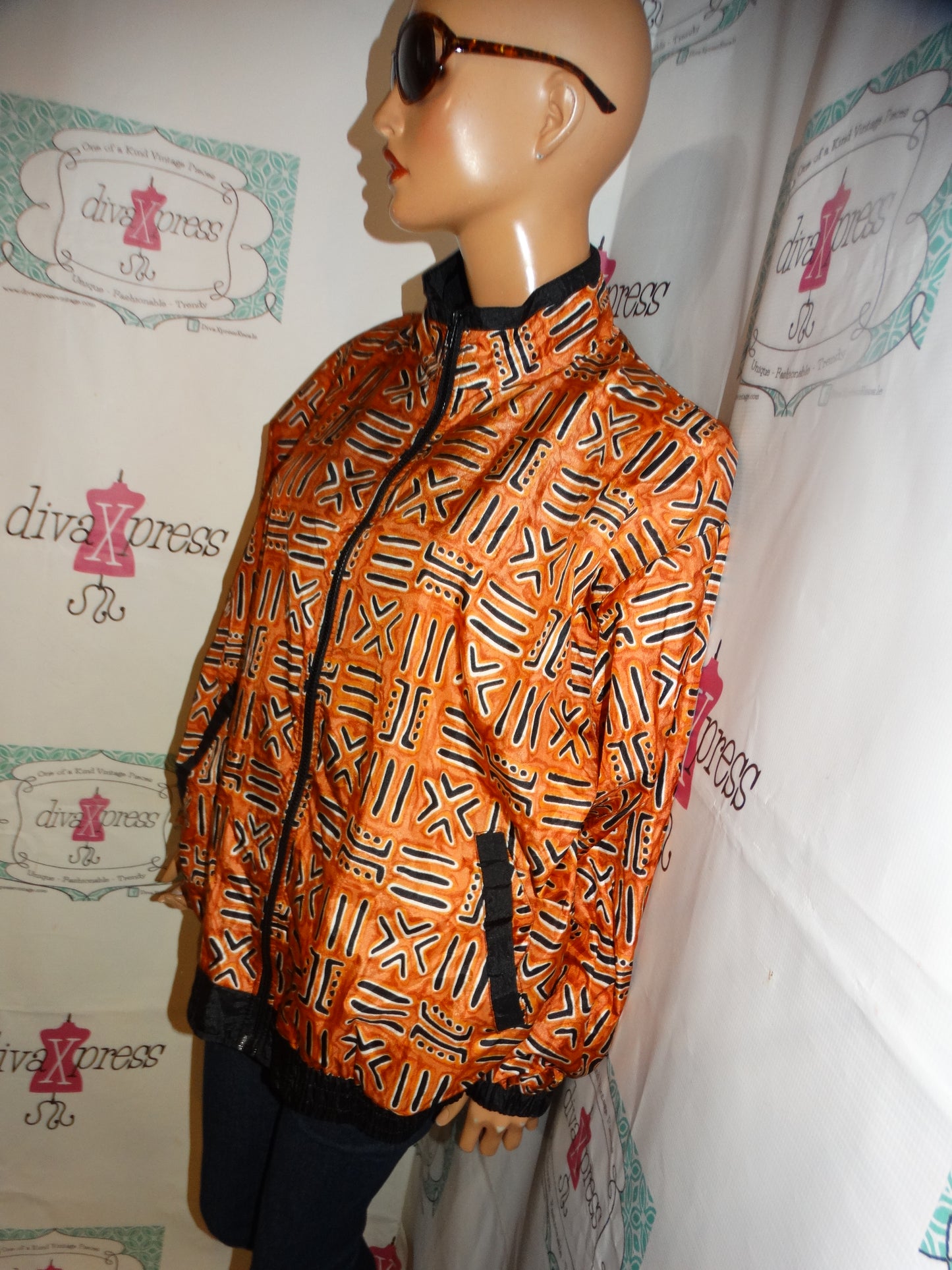 Vintge AVon Brown/Black Bomber Jacket Size 1x