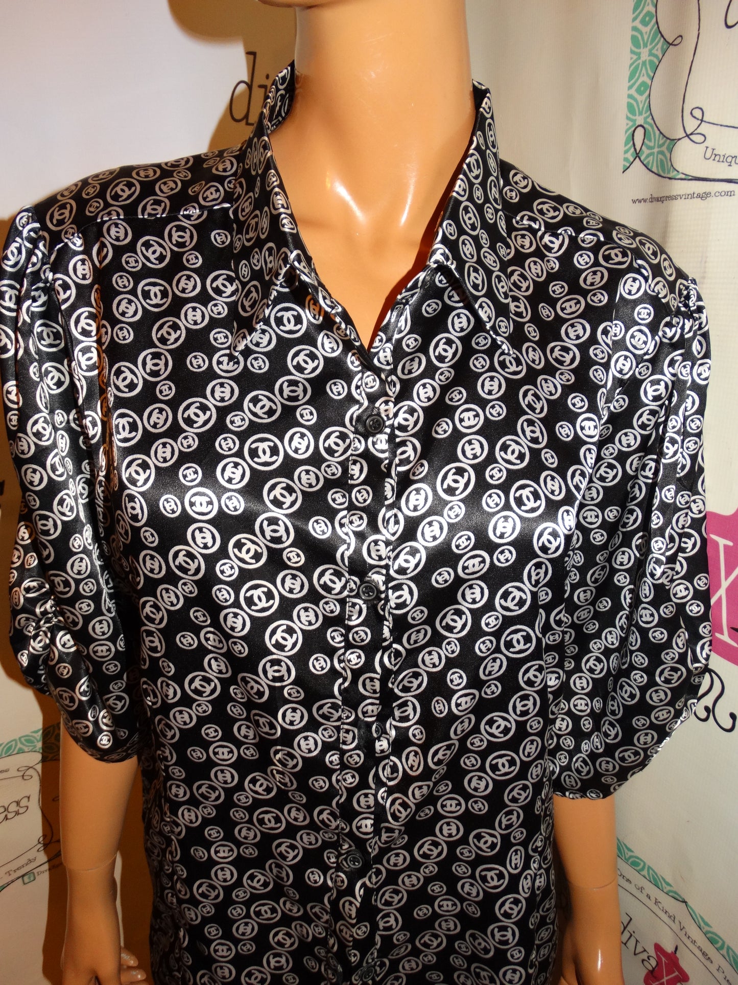 Vintage Jennifer Lauren Black/White CC blouse Size 1x