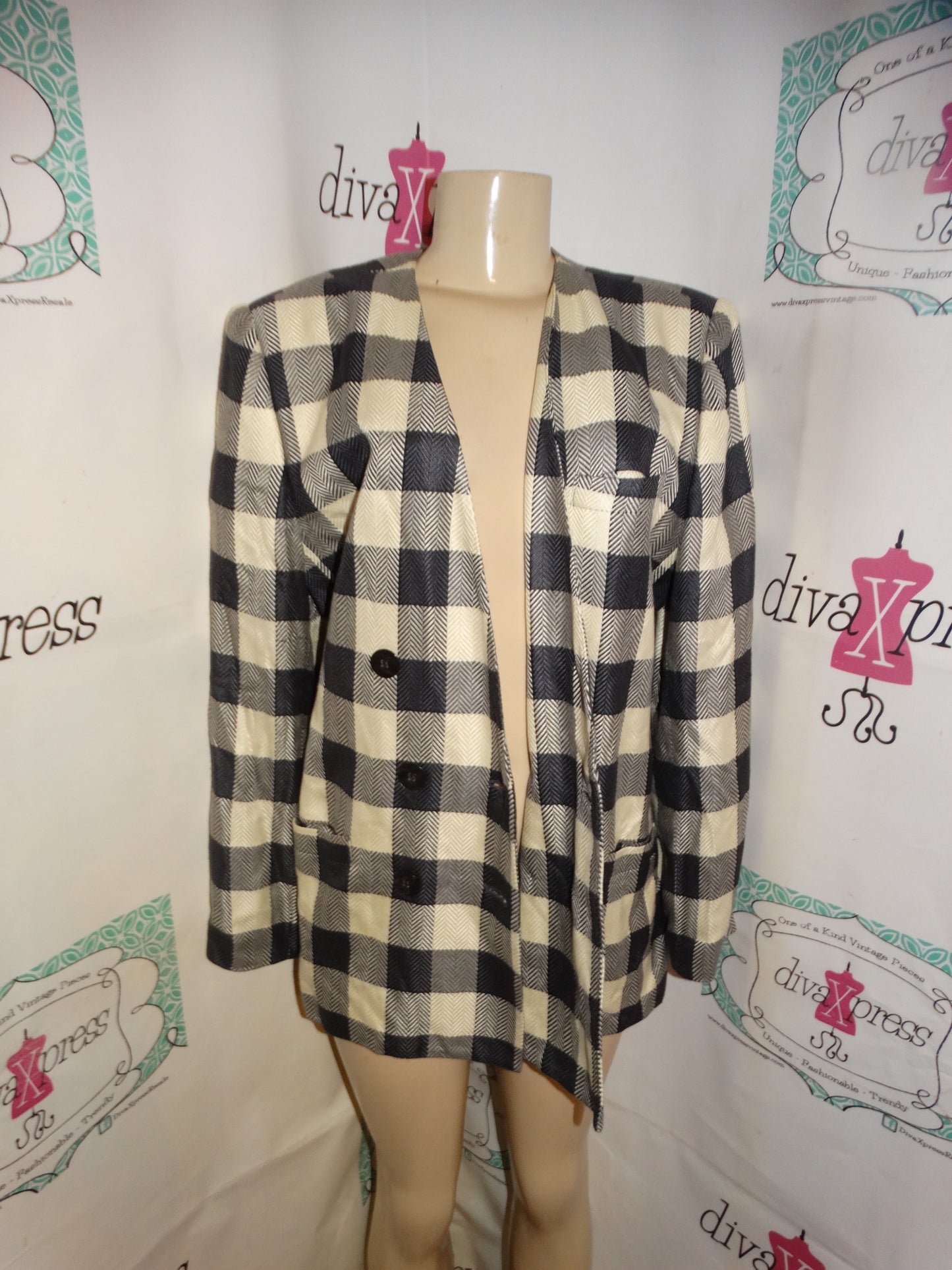Vintage Jaqueline Gray/Cream Blazer Size L