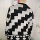 Vintage Jeana Black/White Sweater Size M