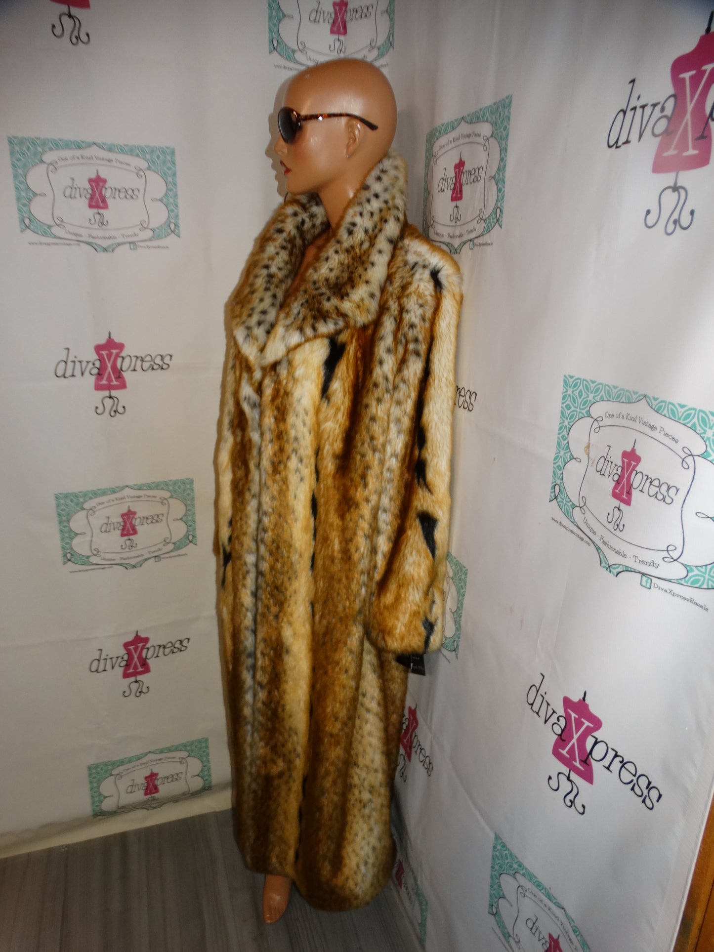 Vintage Pamela McCoy Brown/Black Cream Faux Fur Coat Size 3x